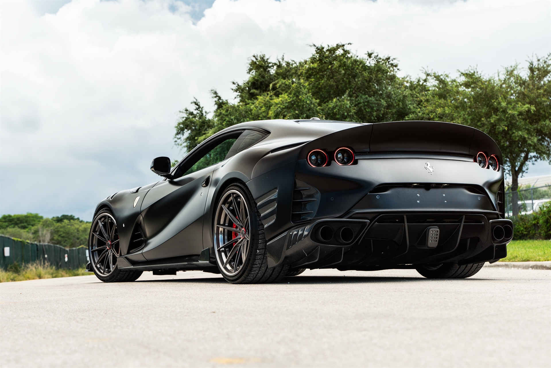 Duke Dynamics 812 | Nero Daytona | on 1886 G-010 | Polished Smoke | Duke Dynamics FEROCE Kit