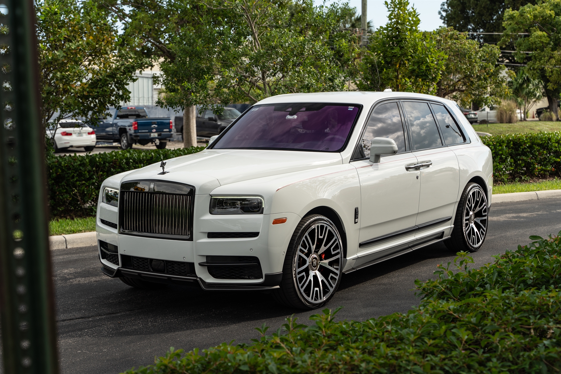 Mansory V.6 | Rolls-Royce Cullinan Black Badge