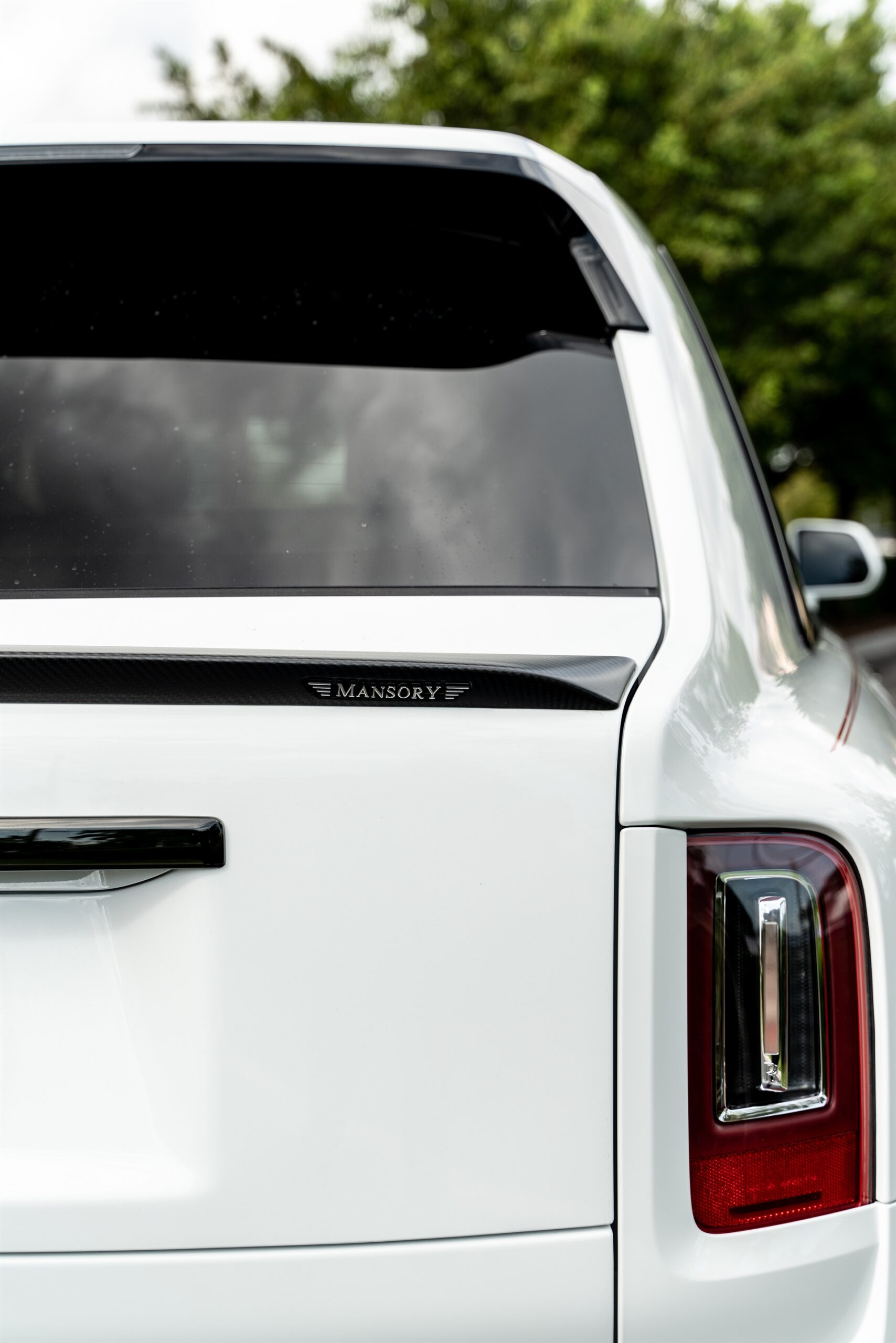 Mansory V.6 | Rolls-Royce Cullinan Black Badge