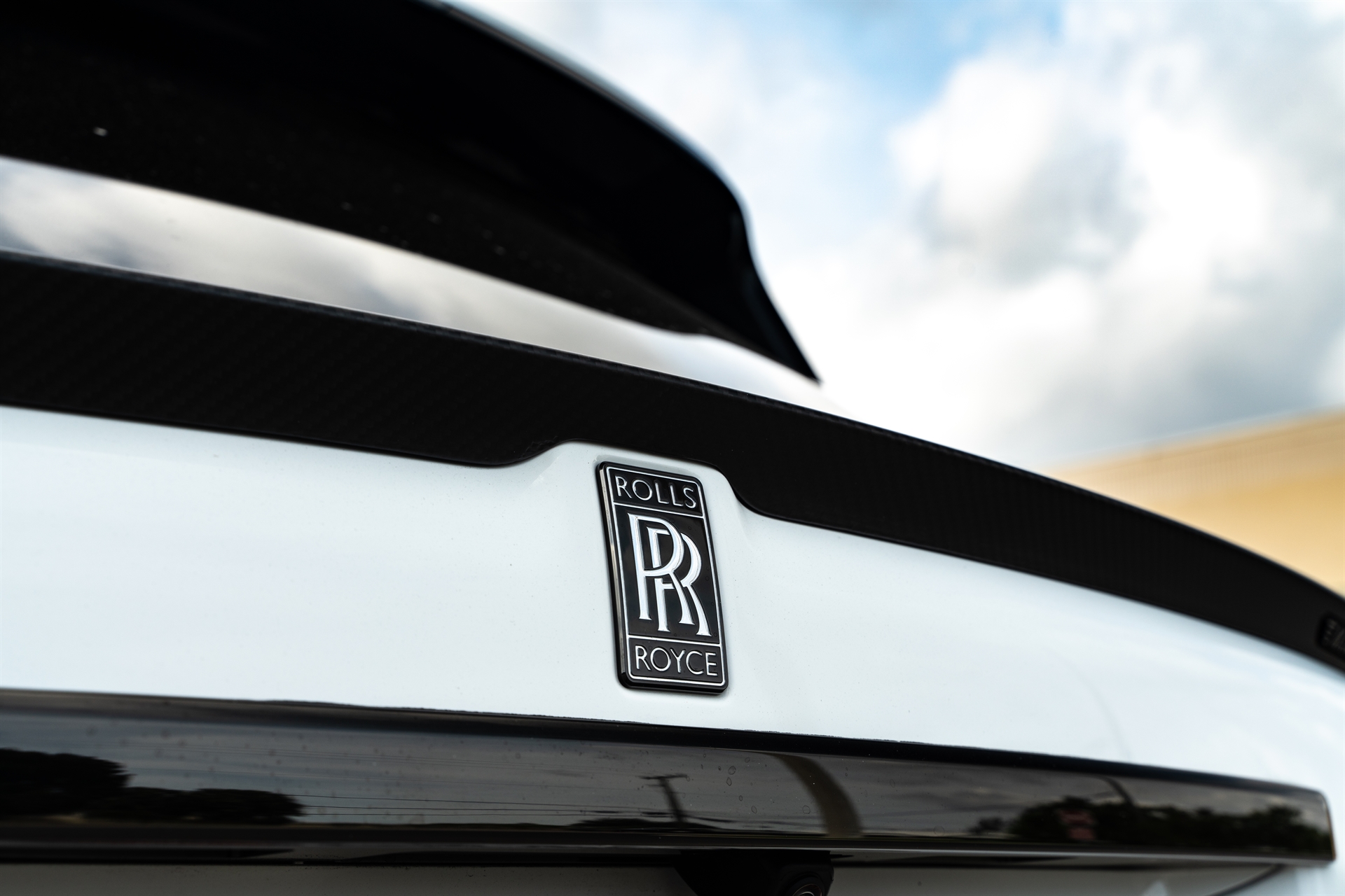 Mansory V.6 | Rolls-Royce Cullinan Black Badge