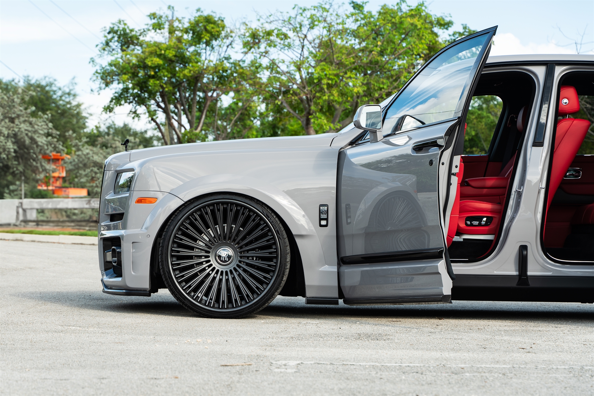 Rolls Royce Cullinan on Urban Auto Wide Track Kit