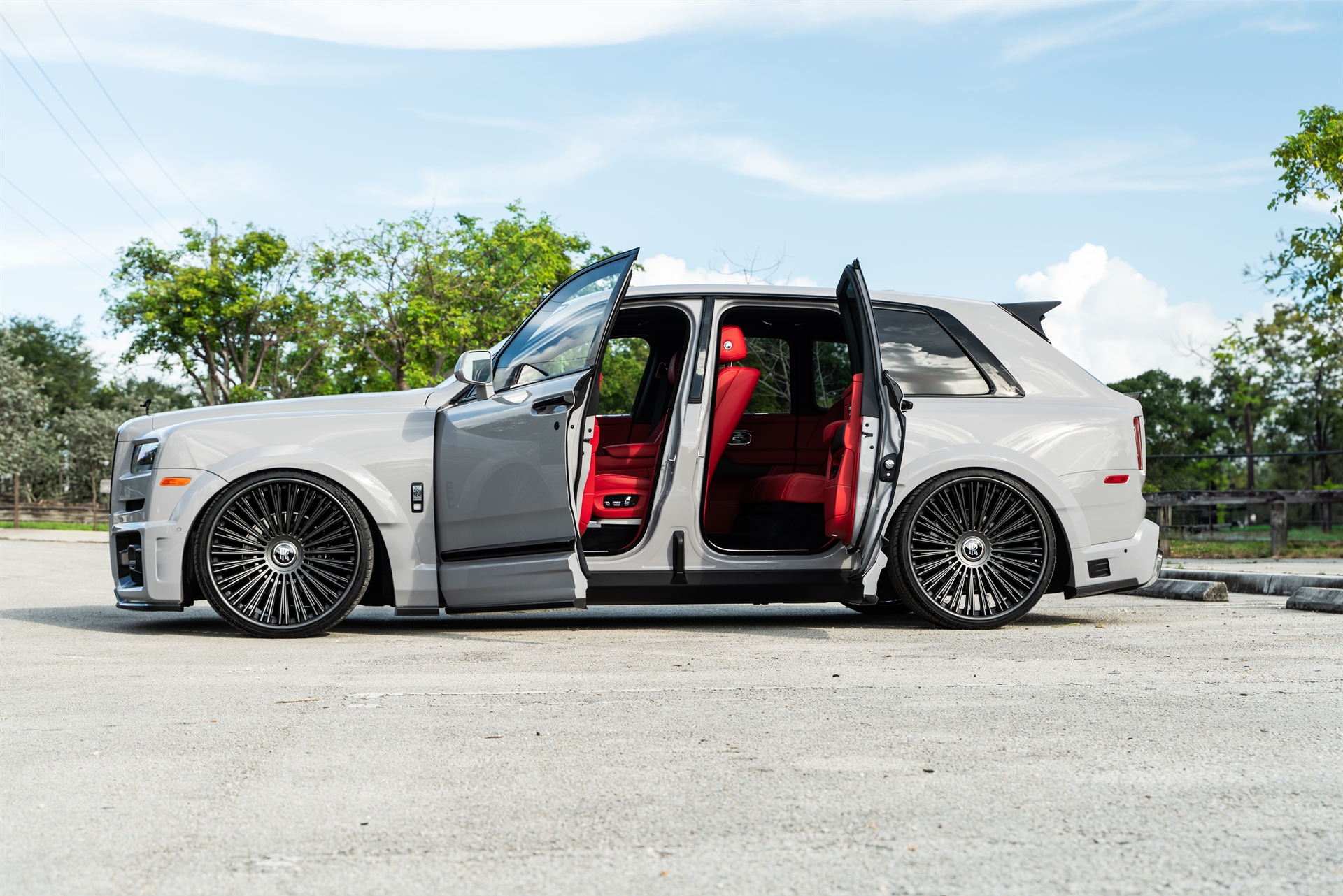 Rolls Royce Cullinan on Urban Auto Wide Track Kit