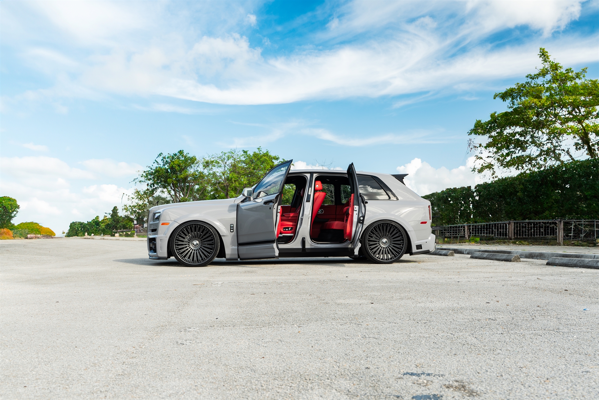 Rolls Royce Cullinan on Urban Auto Wide Track Kit