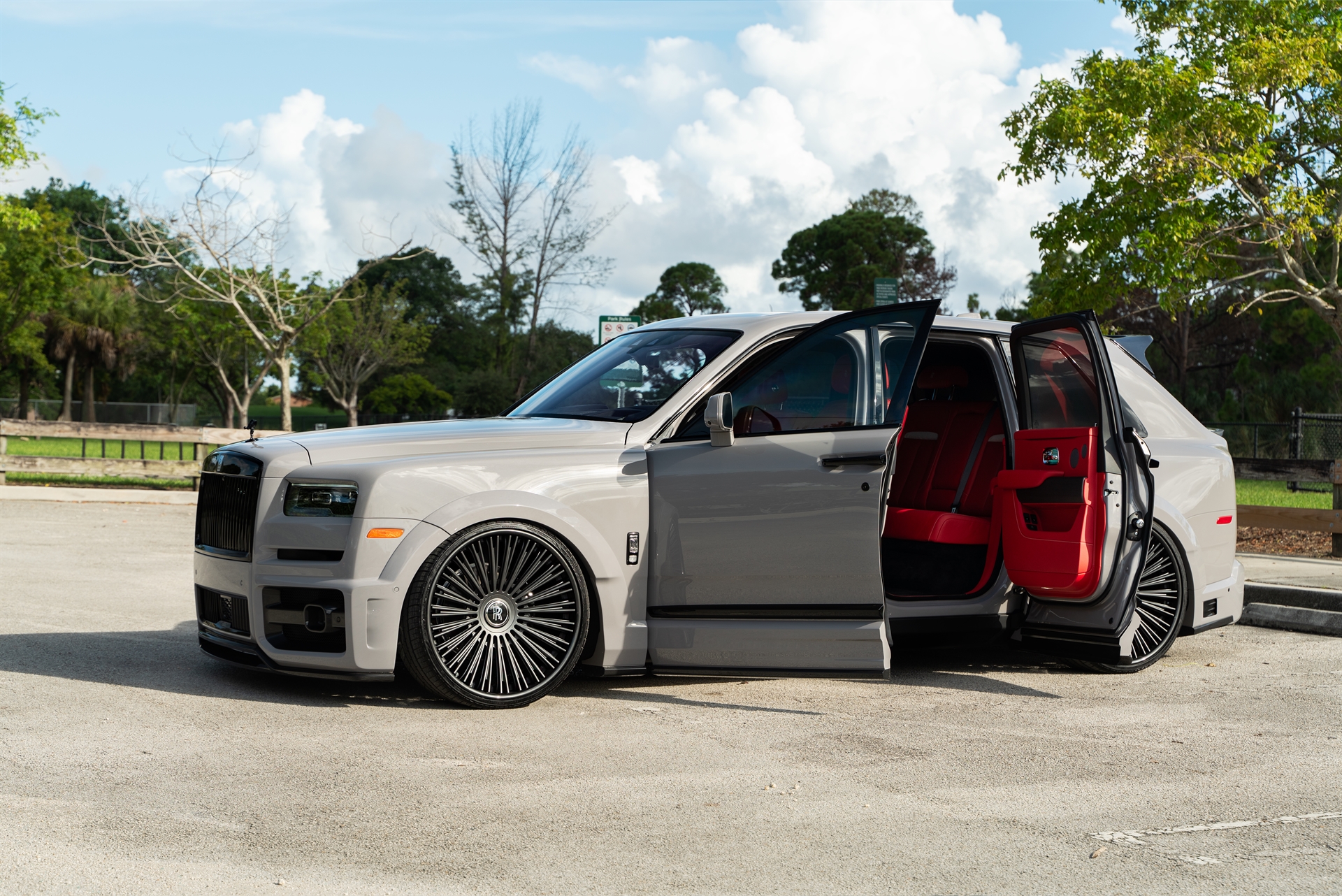 Rolls Royce Cullinan on Urban Auto Wide Track Kit