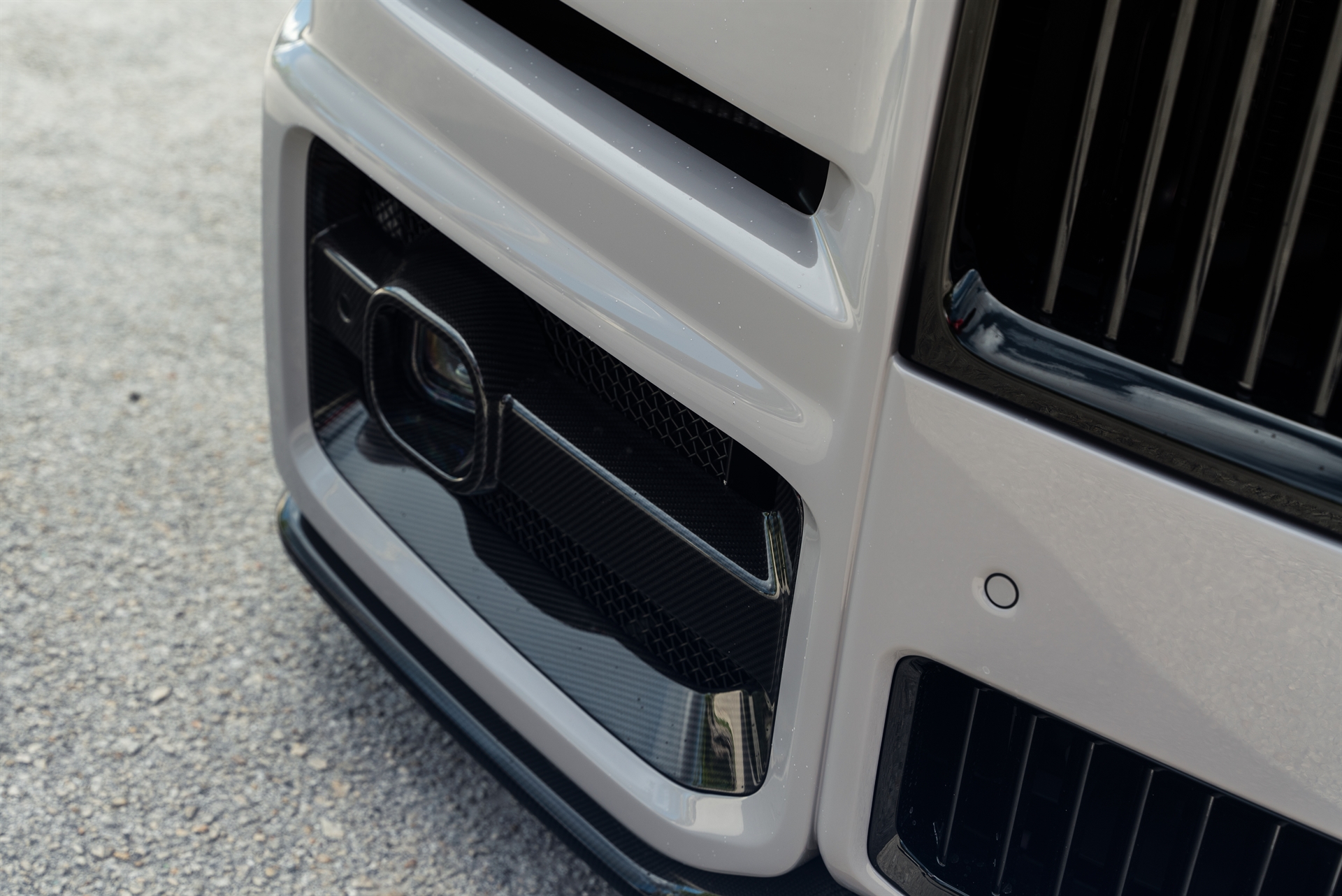 Rolls Royce Cullinan on Urban Auto Wide Track Kit