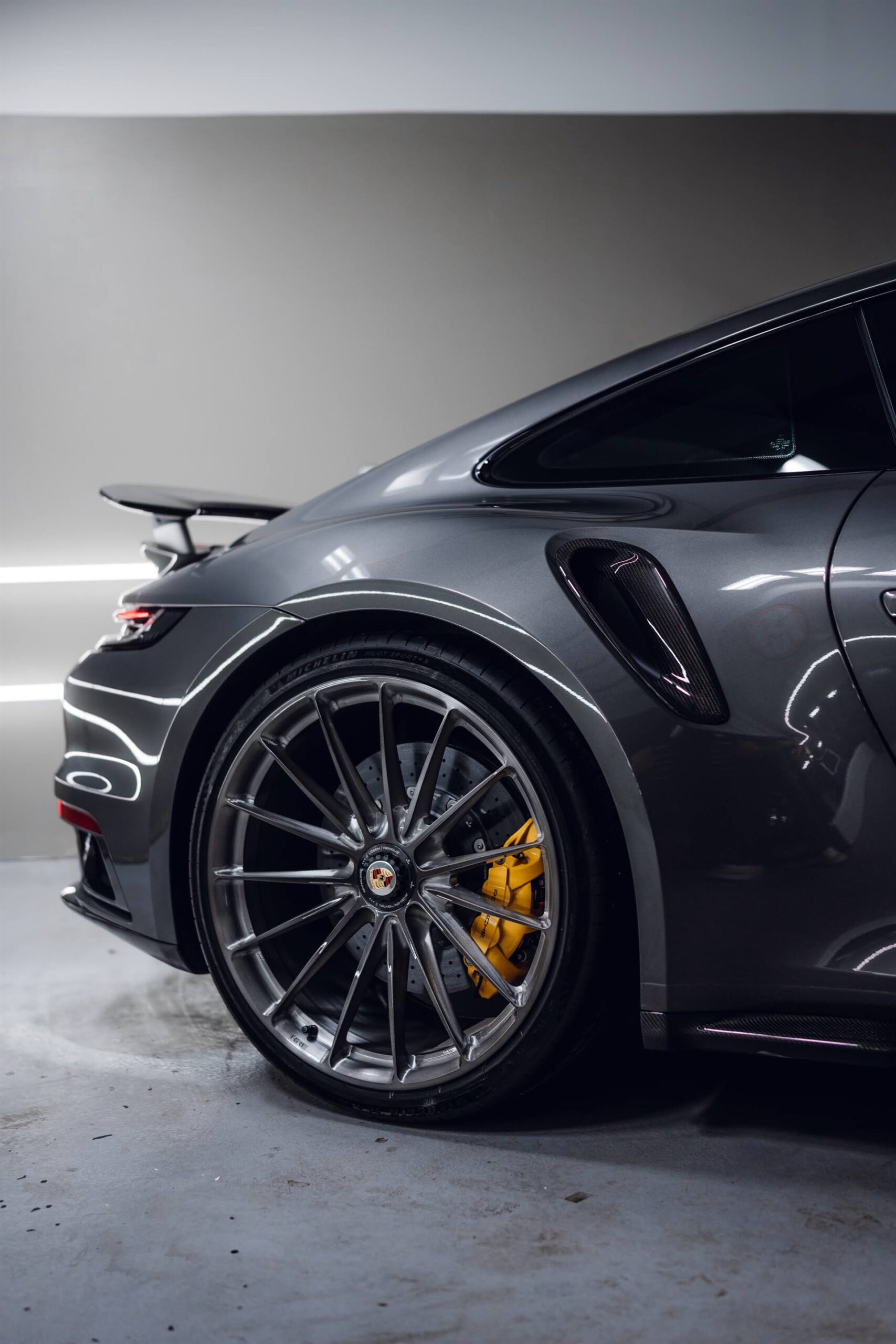 HRE P103 | Porsche 992 Turbo S