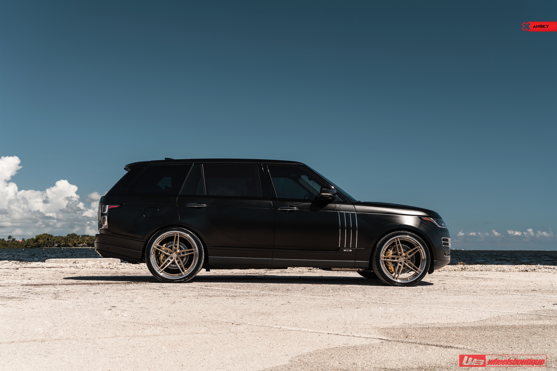 ANRKY AN37 | Land Rover Range Rover LWB Autobiography 1