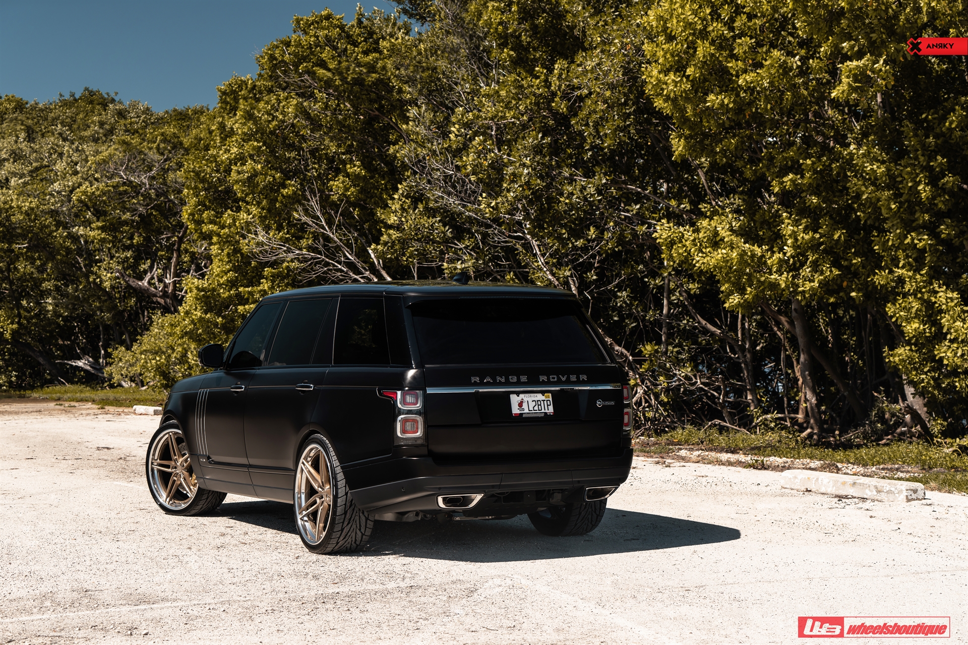 ANRKY AN37 | Land Rover Range Rover LWB Autobiography 1
