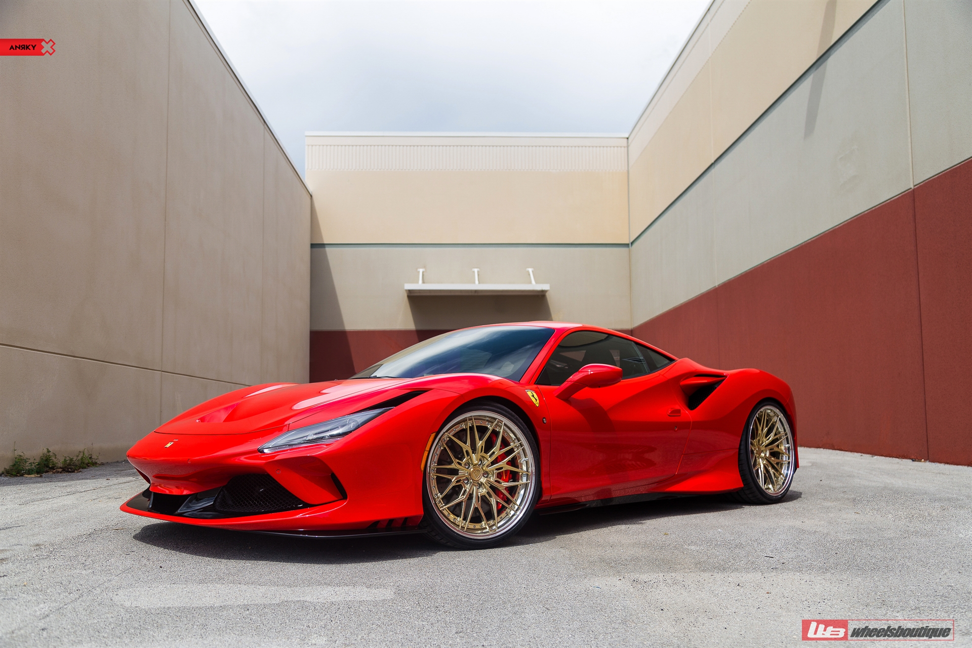 FERRARI F8 TRIBUTO ON ANRKY S3-X1