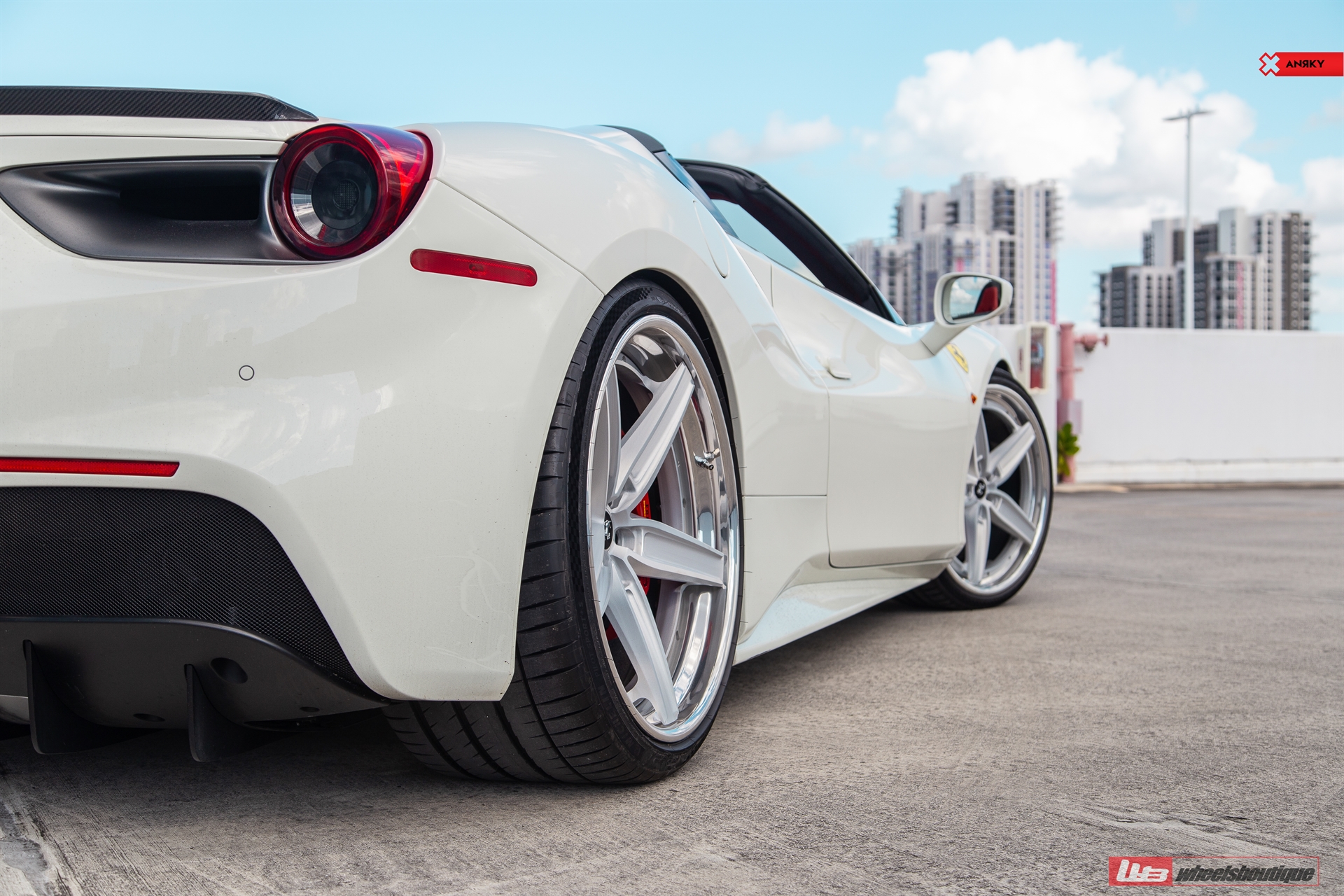 Ferrari 488 Spider | Bianco Avus | on ANRKY AN35 | Brushed Clear