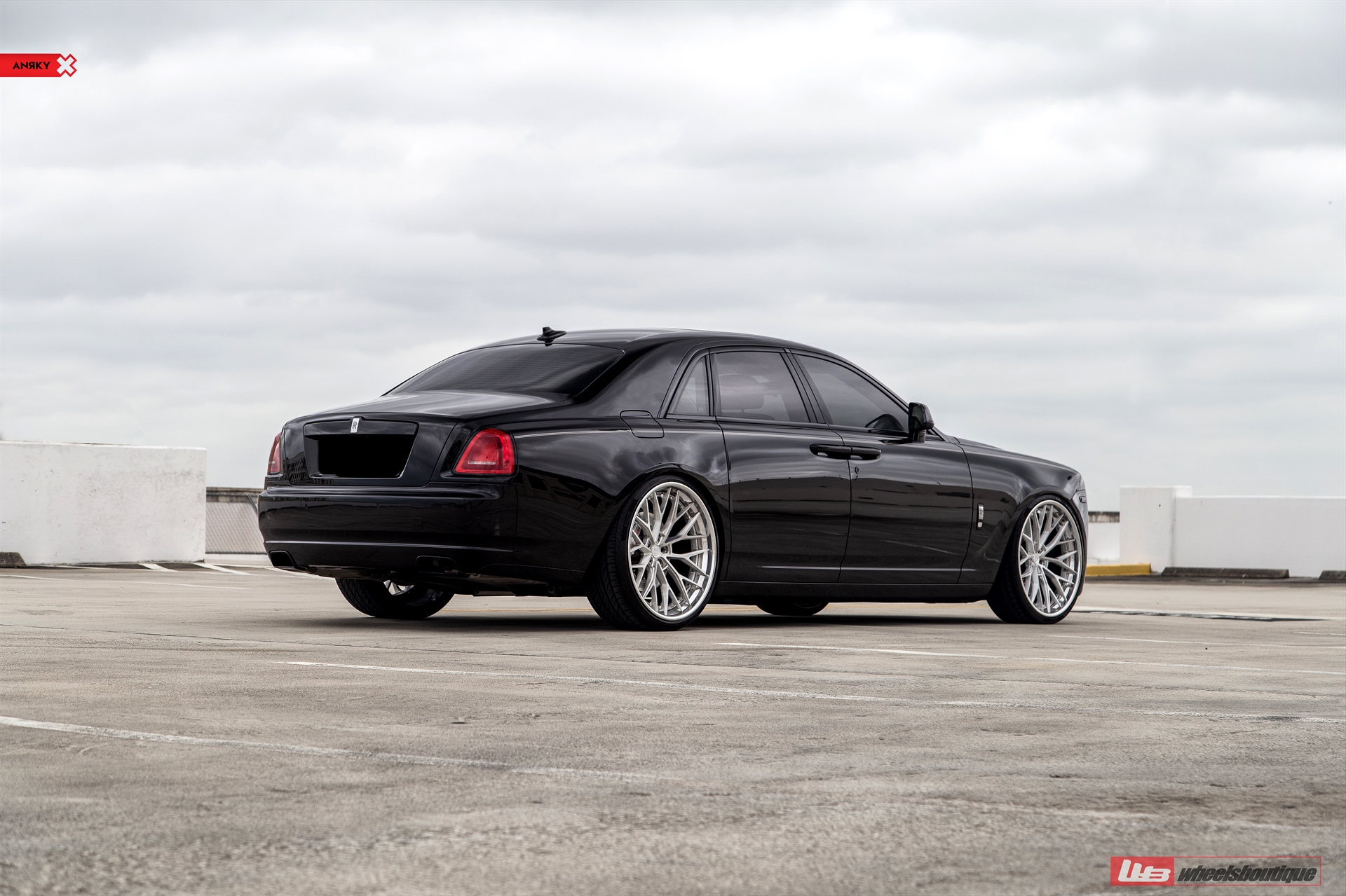 ROLLS-ROYCE GHOST ON ANRKY AN30