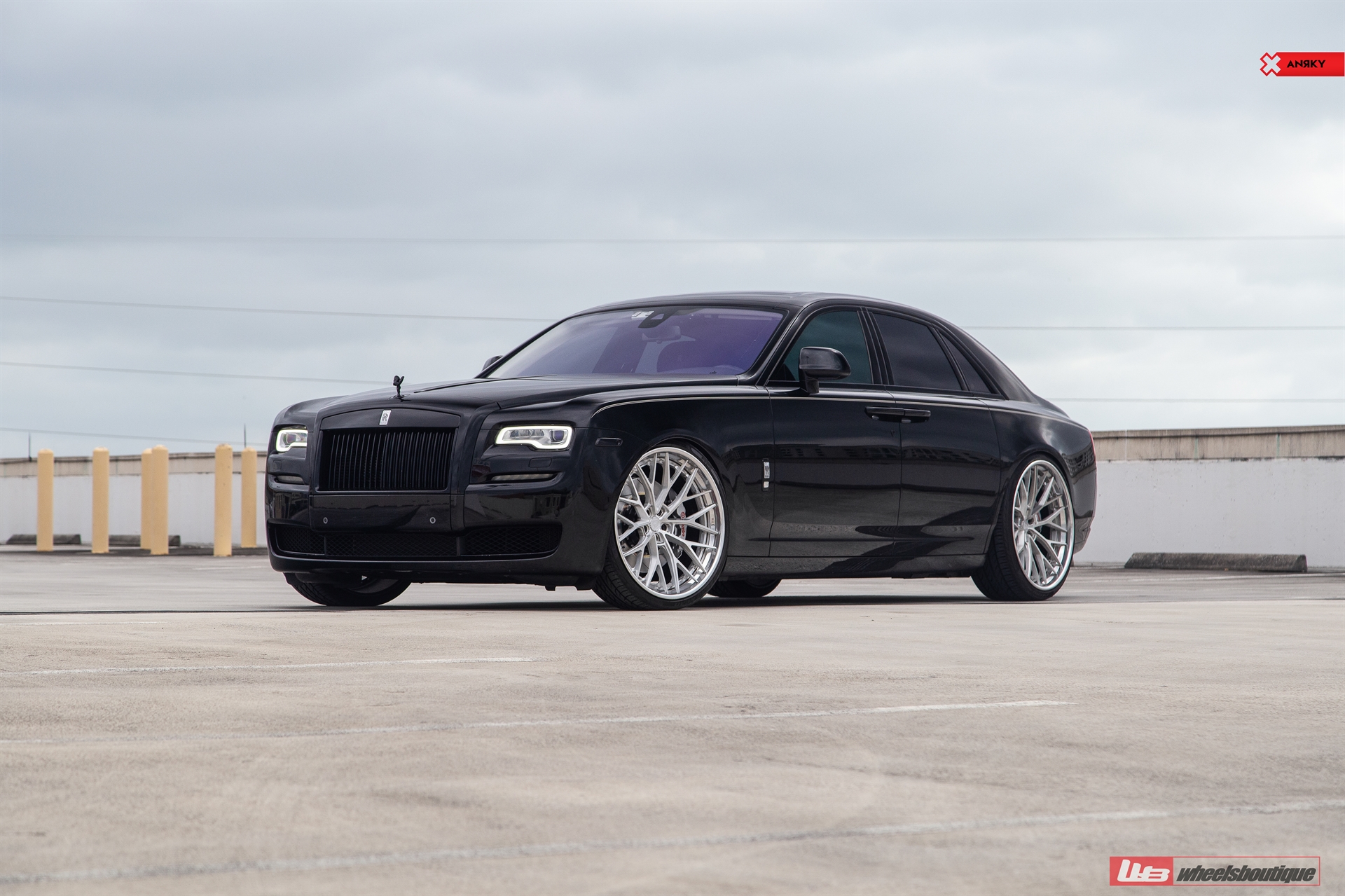 ROLLS-ROYCE GHOST ON ANRKY AN30