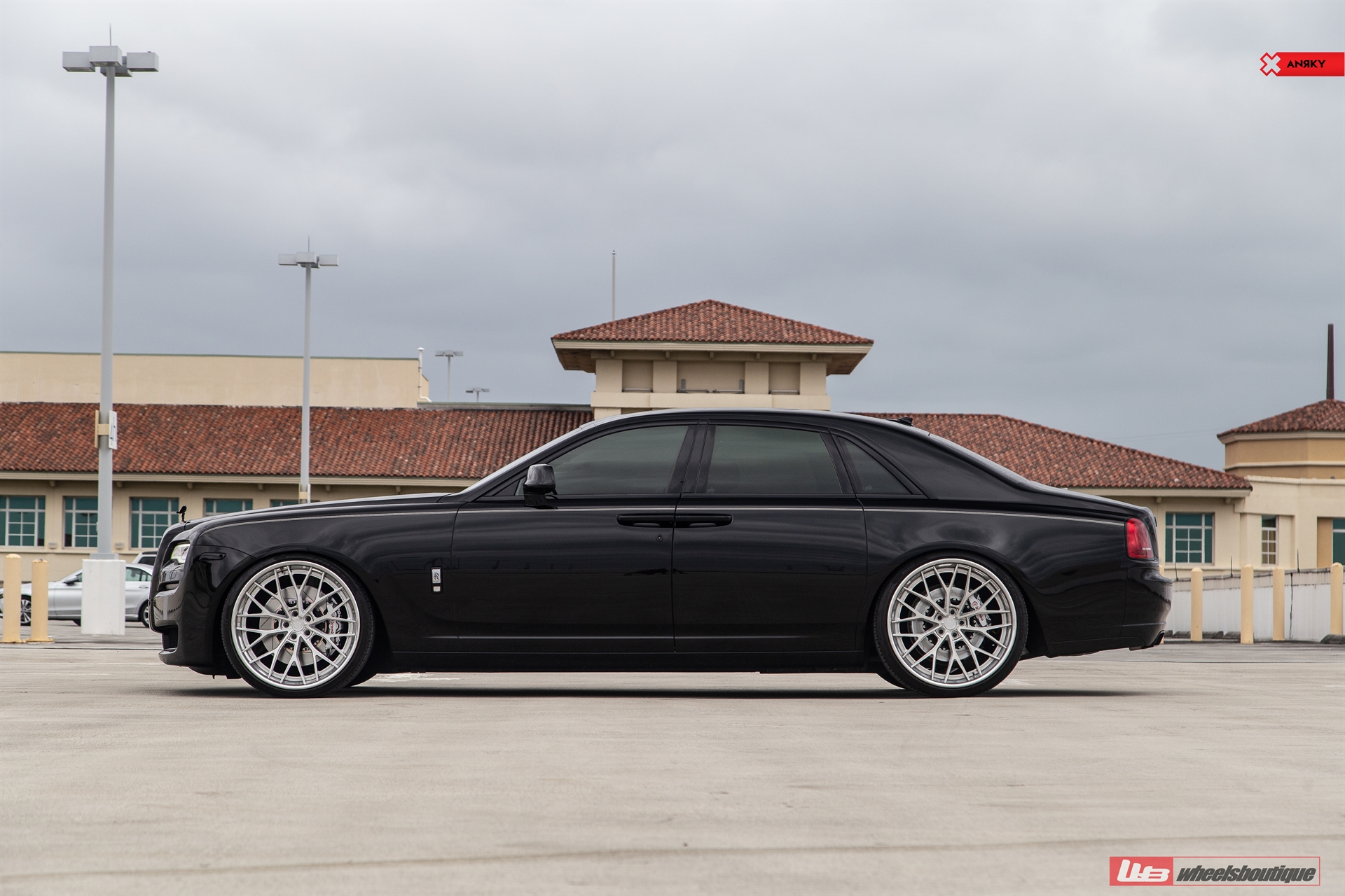 ROLLS-ROYCE GHOST ON ANRKY AN30