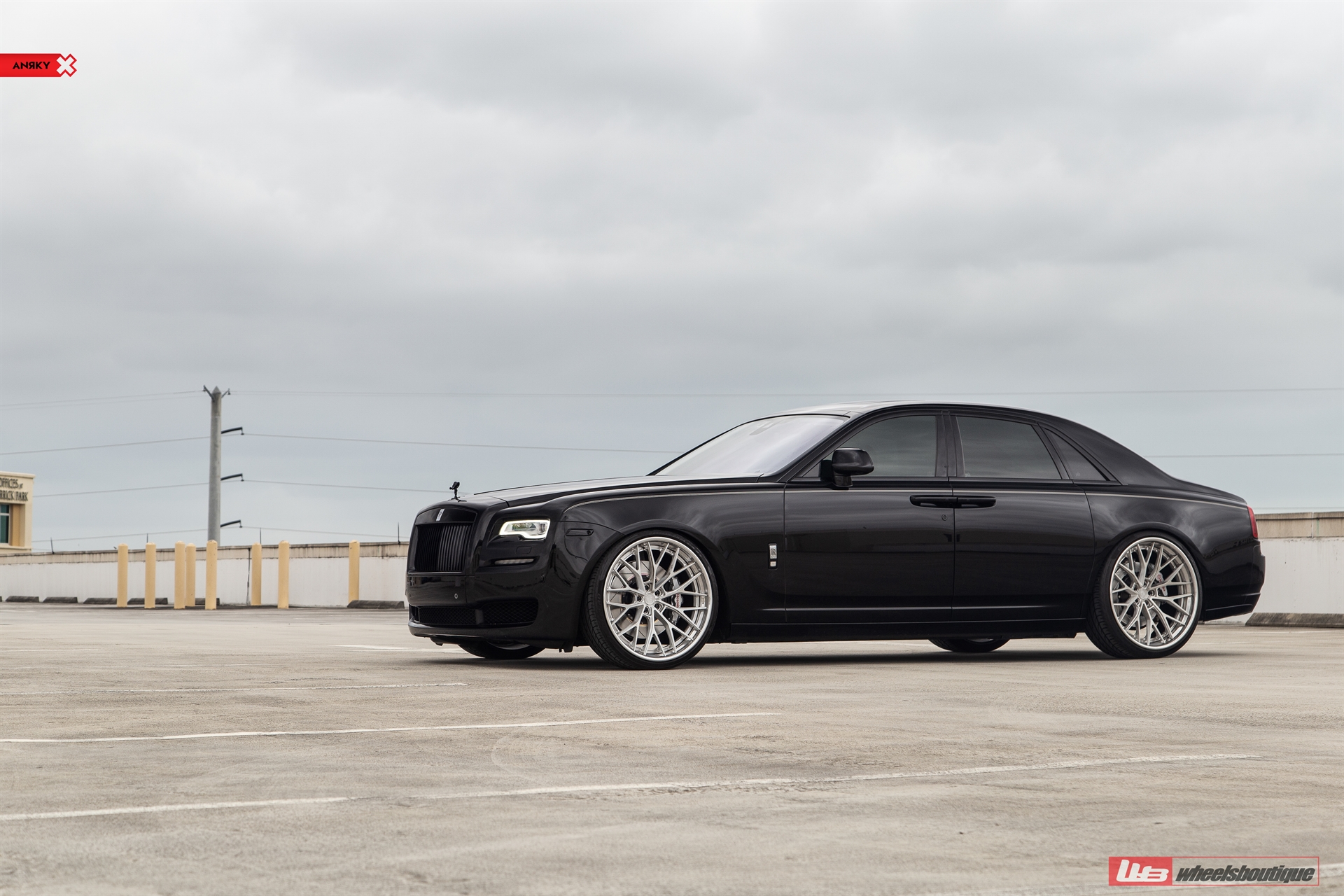 ROLLS-ROYCE GHOST ON ANRKY AN30