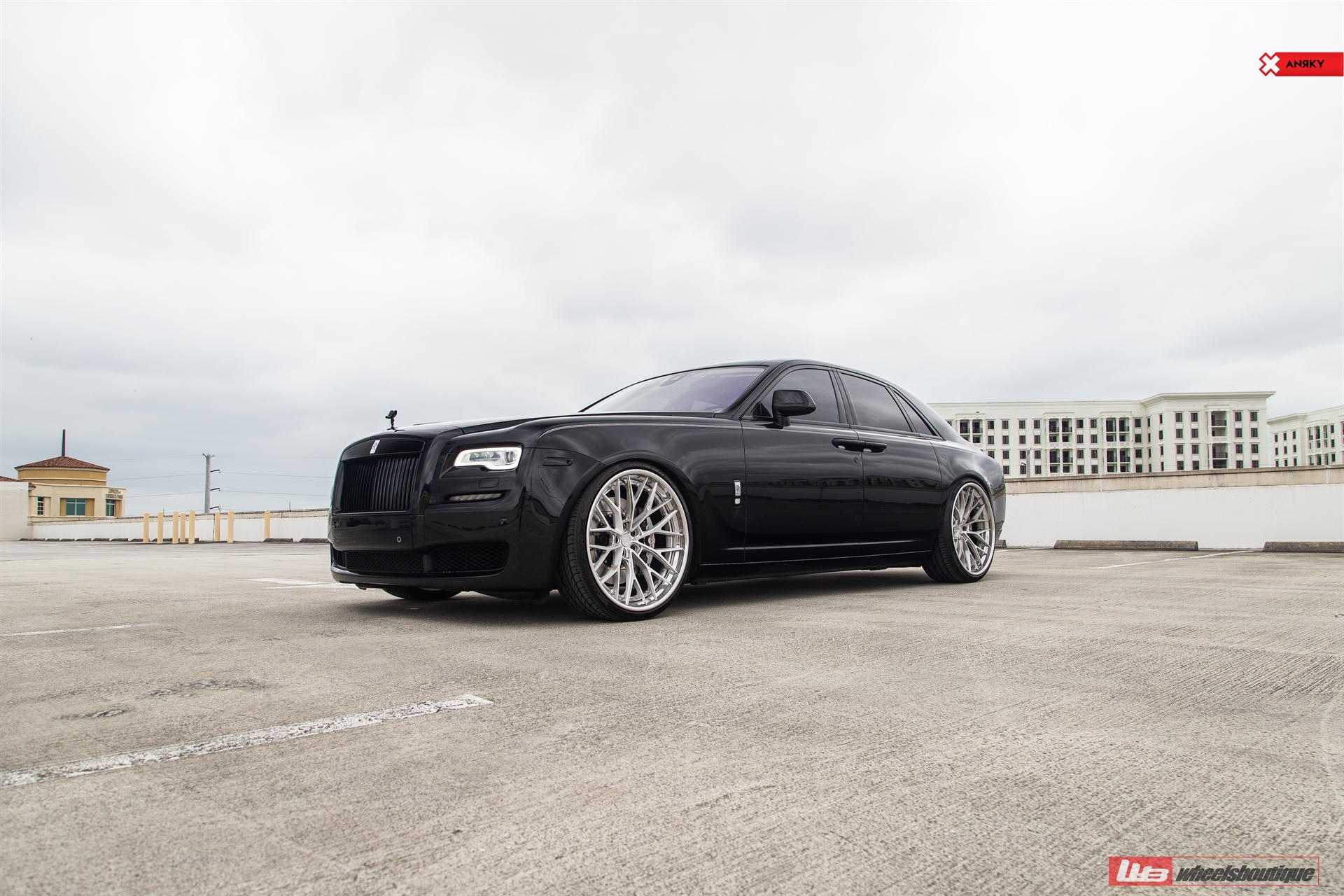 ROLLS-ROYCE GHOST ON ANRKY AN30