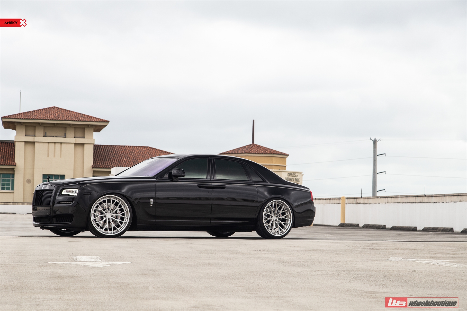 ROLLS-ROYCE GHOST ON ANRKY AN30