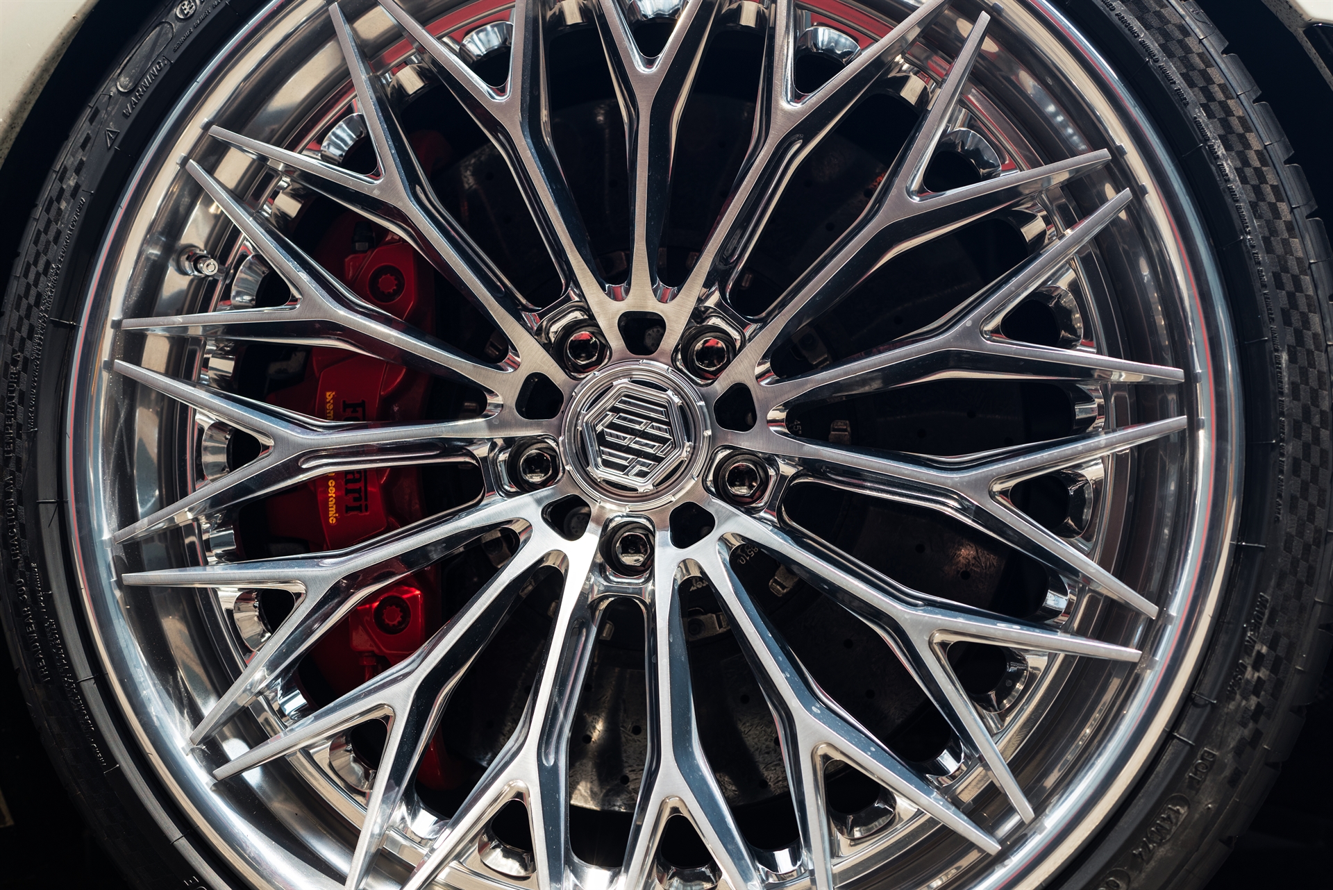 1886 Wheels Polished Mesh | Ferrari F8