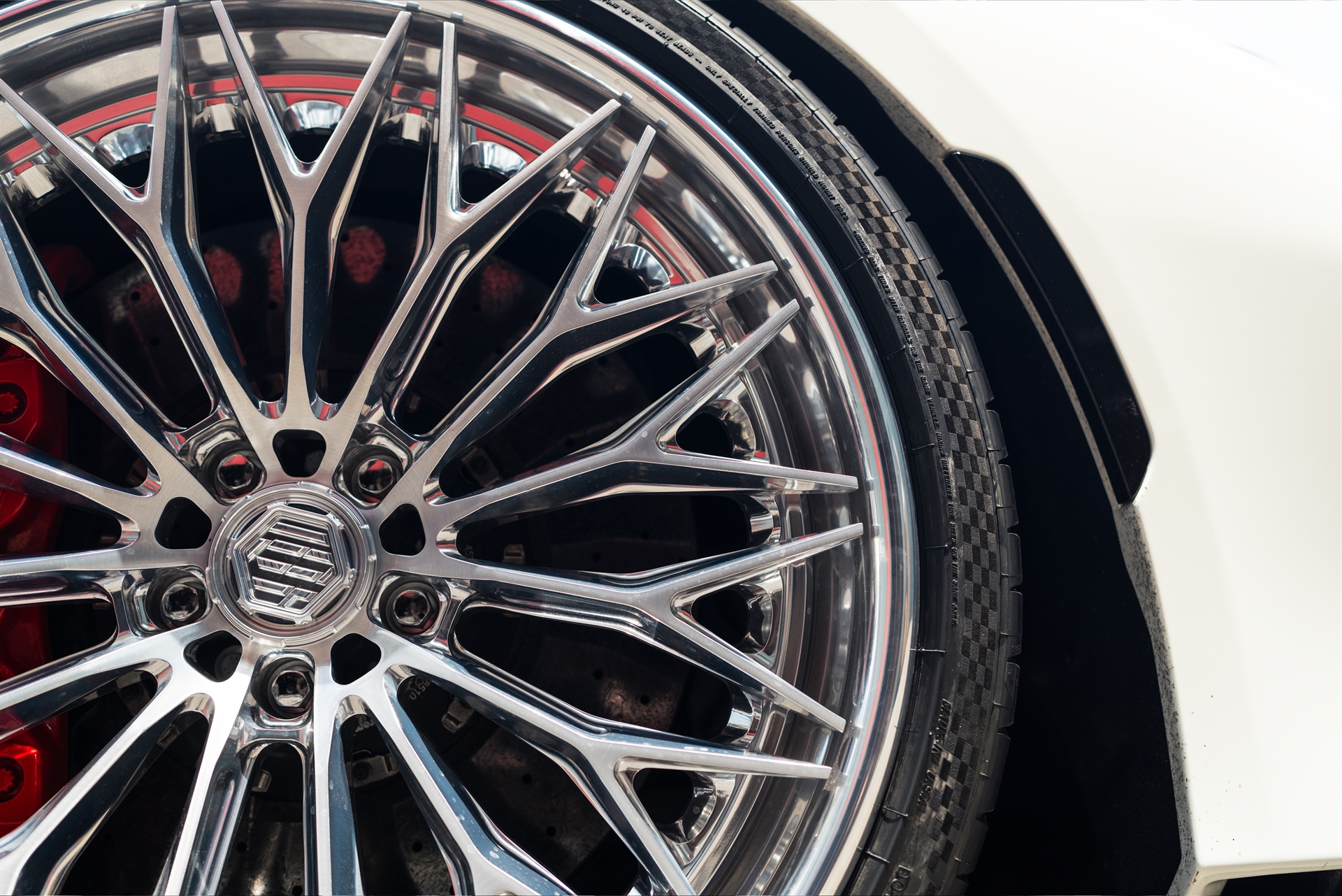 1886 Wheels Polished Mesh | Ferrari F8