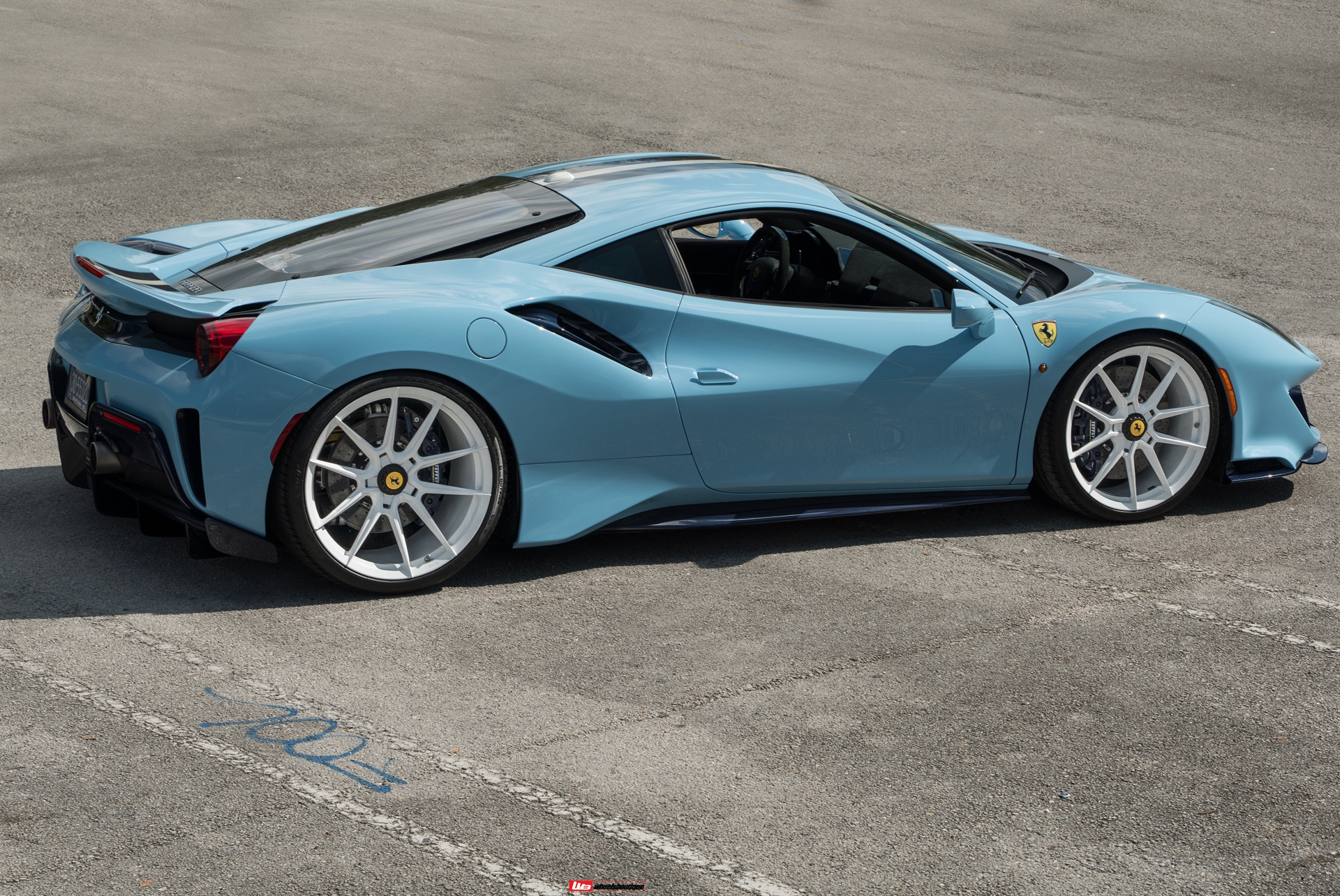 Ferrari 488 Pista | Azzuro La Plata | Novitec NF10 ZV | Gloss White