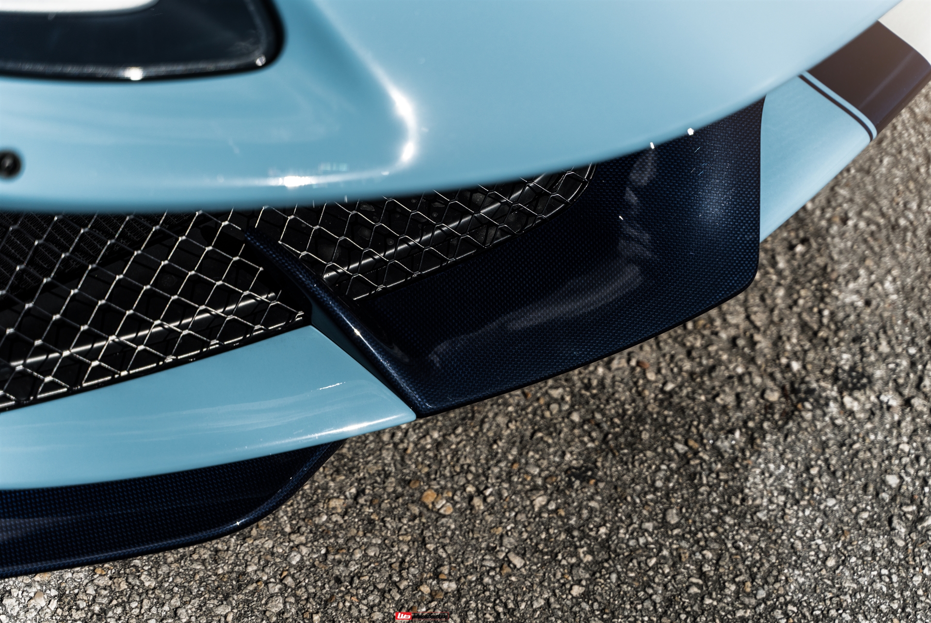 Ferrari 488 Pista | Azzuro La Plata | Novitec NF10 ZV | Gloss White