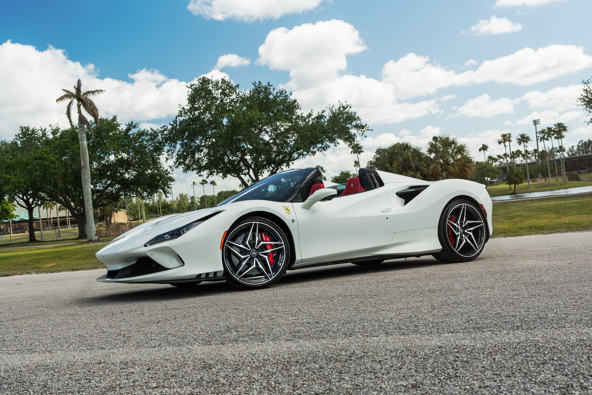 Ferrari F8 Spider | Bianco Avus | ANRKY S3-X1 | Two-Tone: Brushed Clear Face + Gloss Black Windows