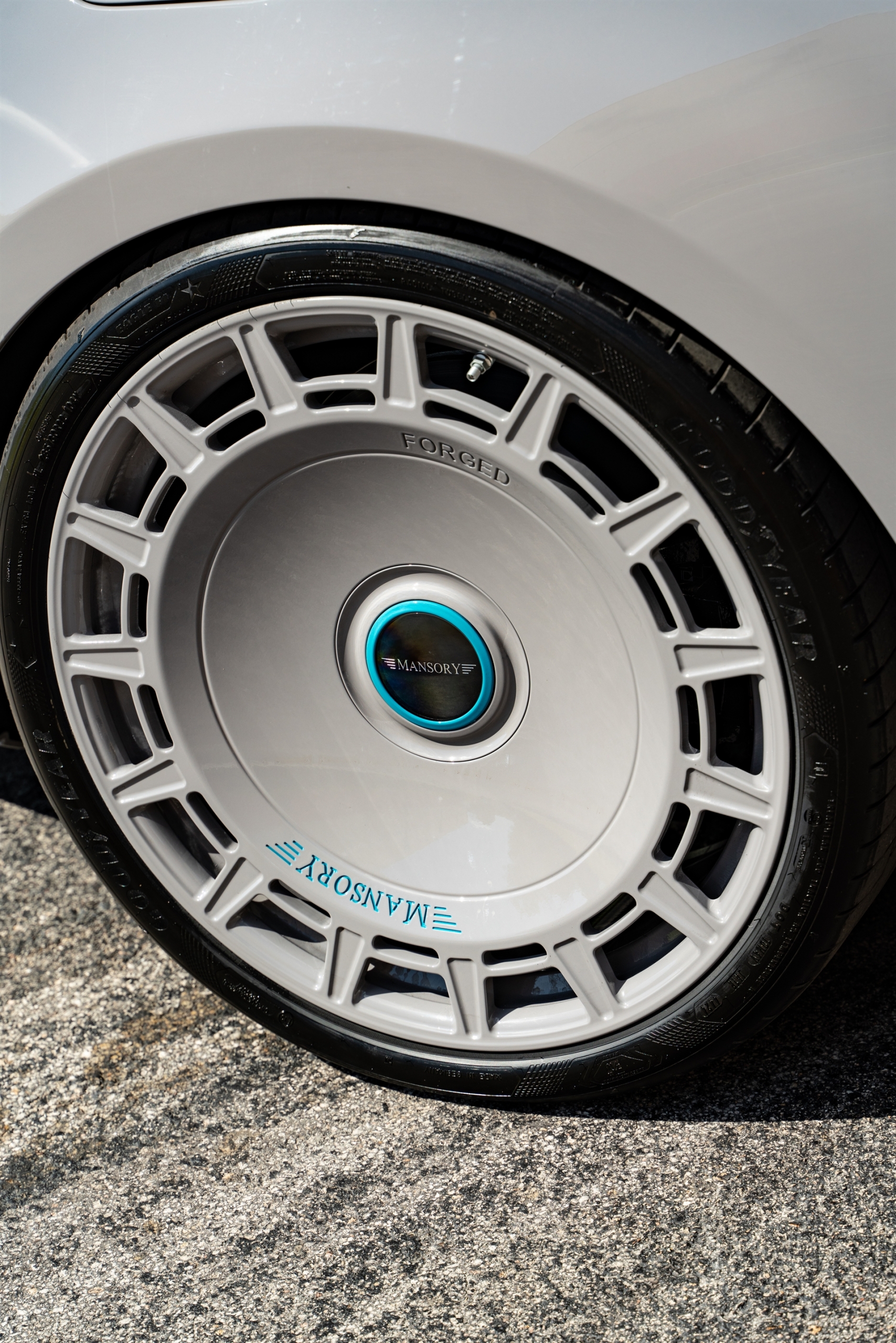 Rolls Royce Ghost Series II | Fashion Grey | on Mansory FD.15 | Fashion Gray