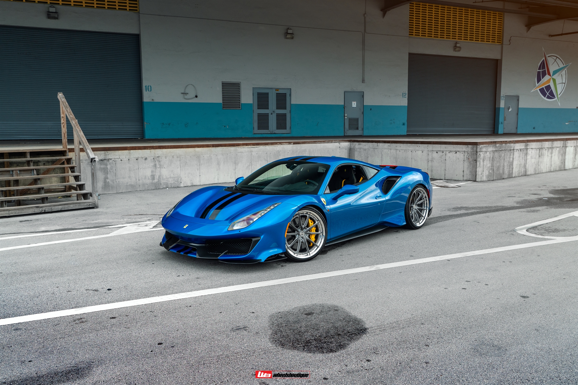 Ferrari 488 Pista | Blu Corza | on HRE S104SC | Frozen Dark Clear