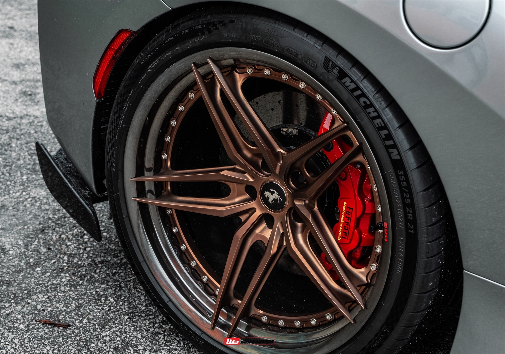 Ferrari 488 Pista Spider | Grigio Silverstone | on HRE S107SC | Frozen Polished Bronze