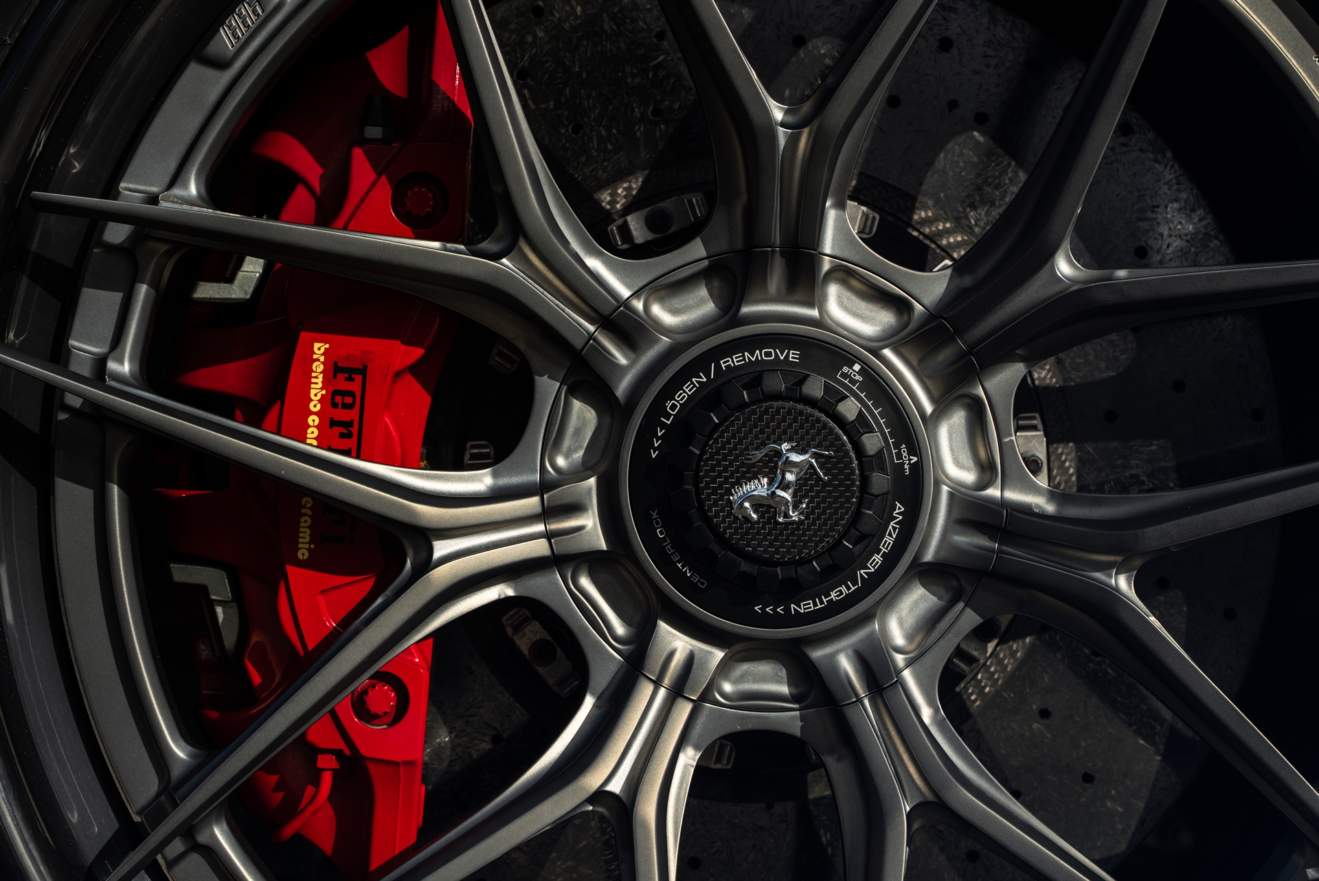 Ferrari 488 Pista | Bianco Avus | on 1886 XR004 | Frozen Polished Liquid Smoke