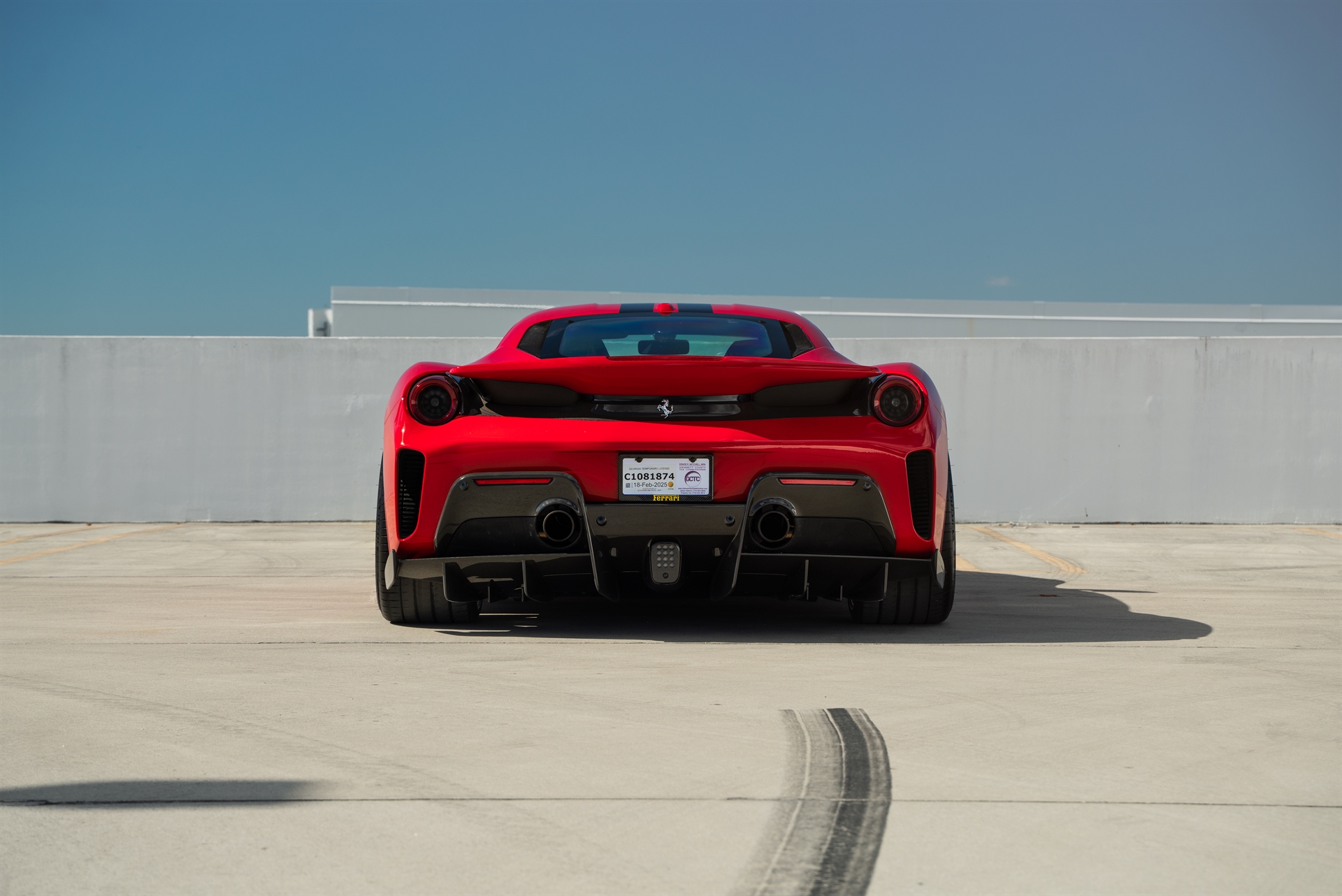 Ferrari 488 Pista | Rosso Scuderia | on HRE S101SC | Brushed Champagne