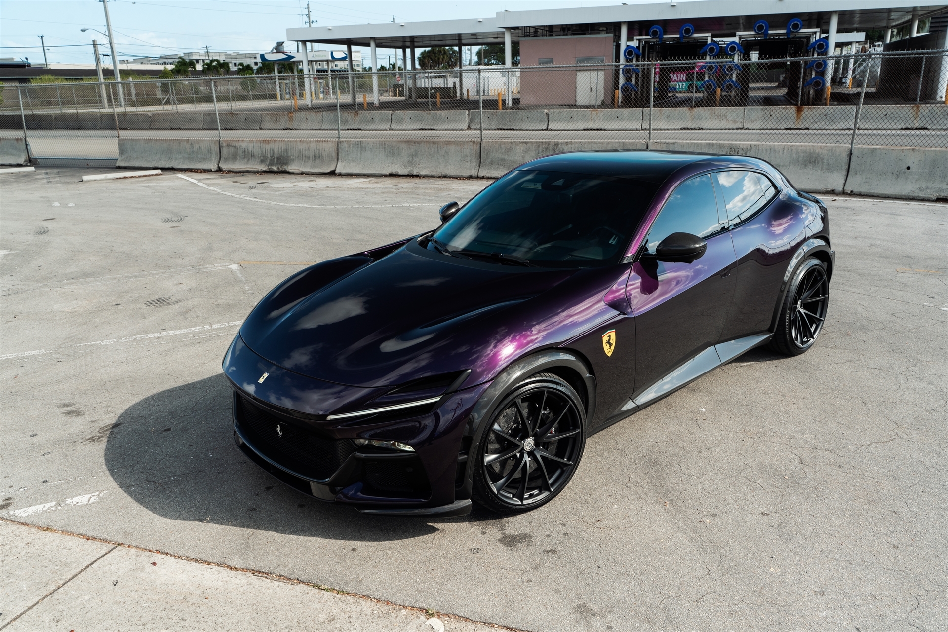 Ferrari Purosangue | Hong Kong Viola | on HRE P204 | Satin Black