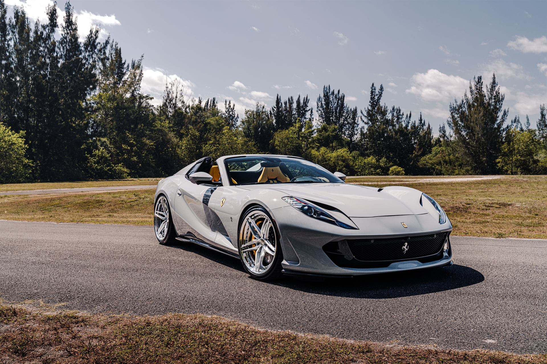 Ferarri 812 GTS | Grigio Squalo | on HRE S107SC | Brushed Clear