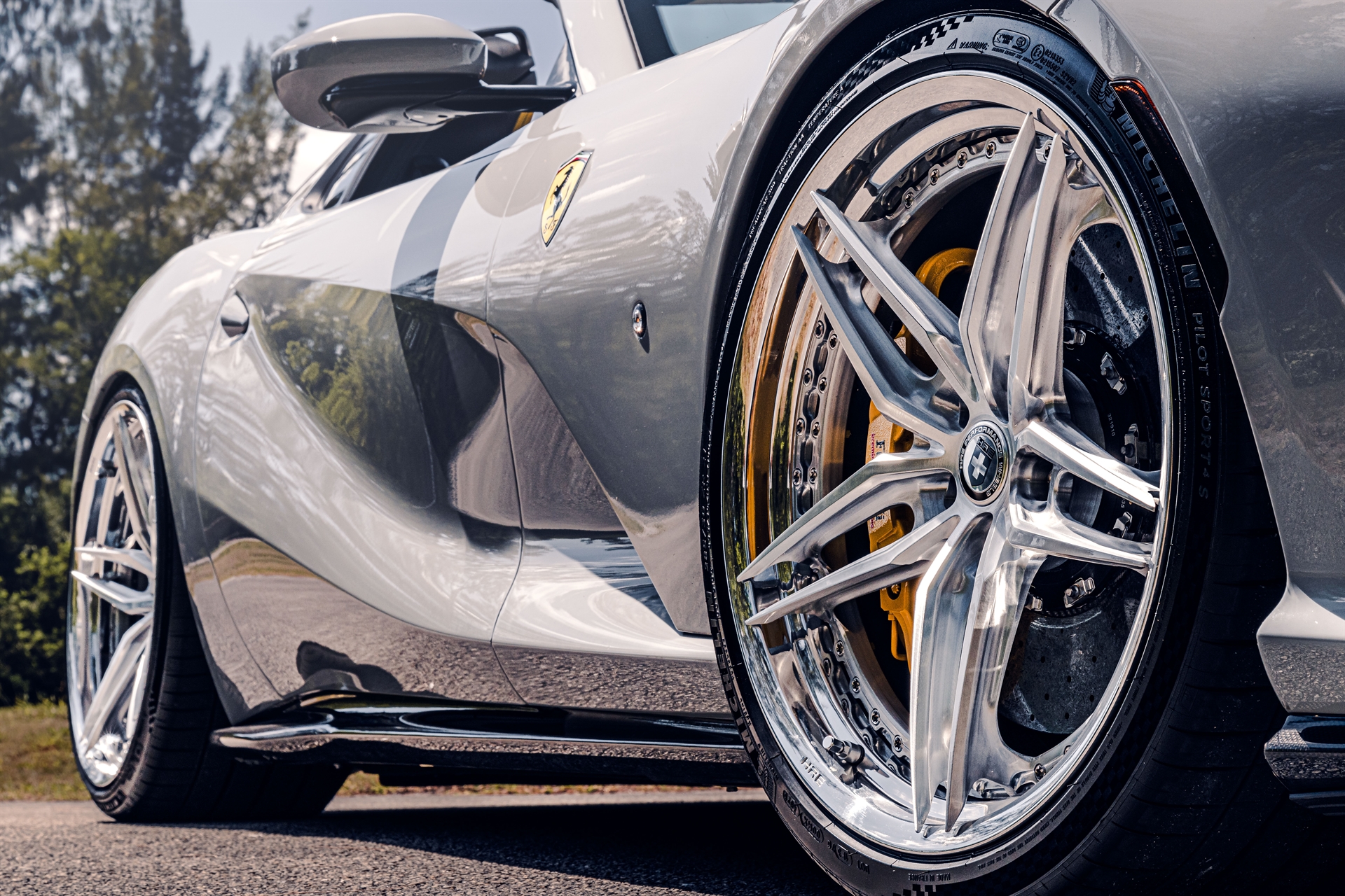 Ferarri 812 GTS | Grigio Squalo | on HRE S107SC | Brushed Clear