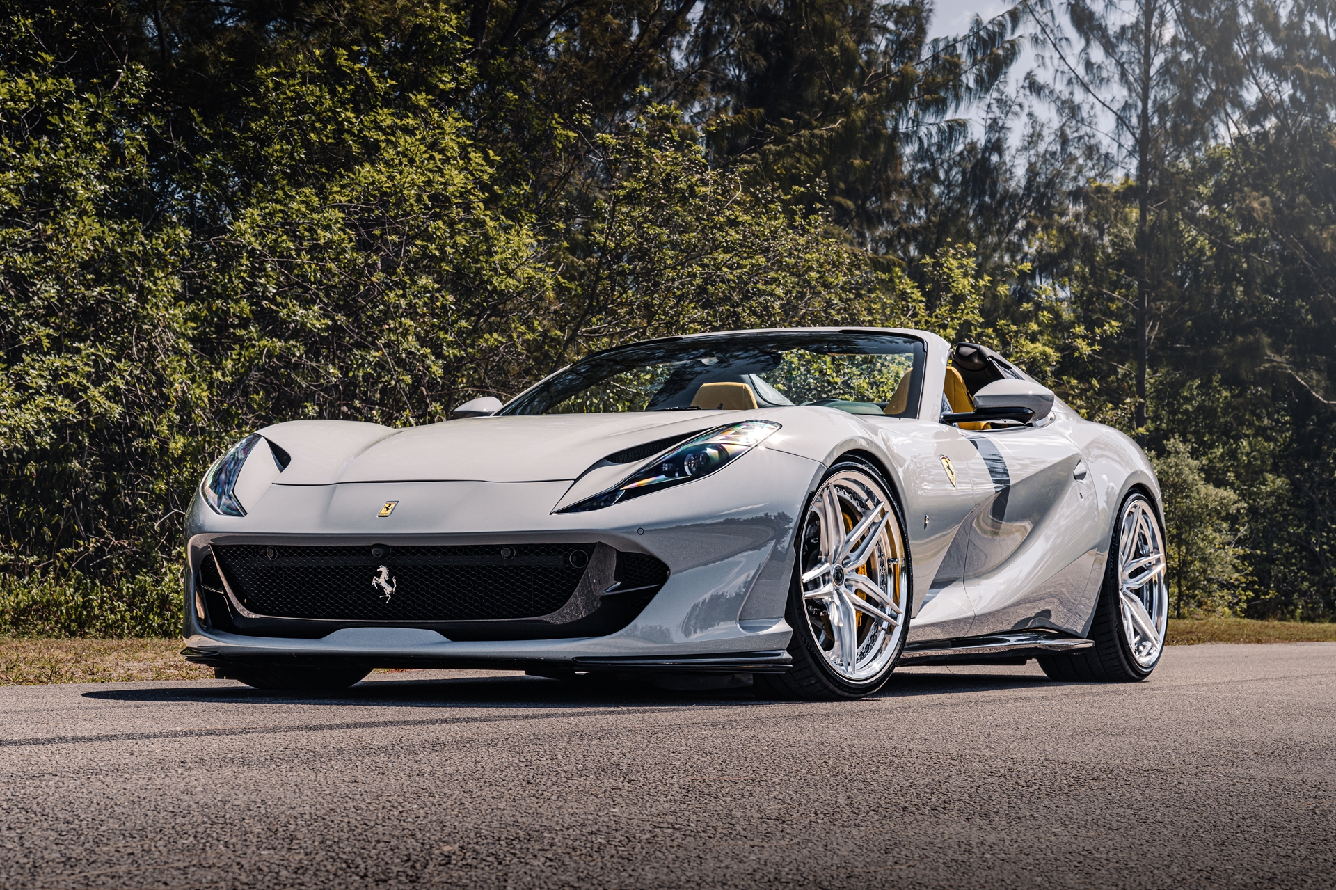Ferarri 812 GTS | Grigio Squalo | on HRE S107SC | Brushed Clear
