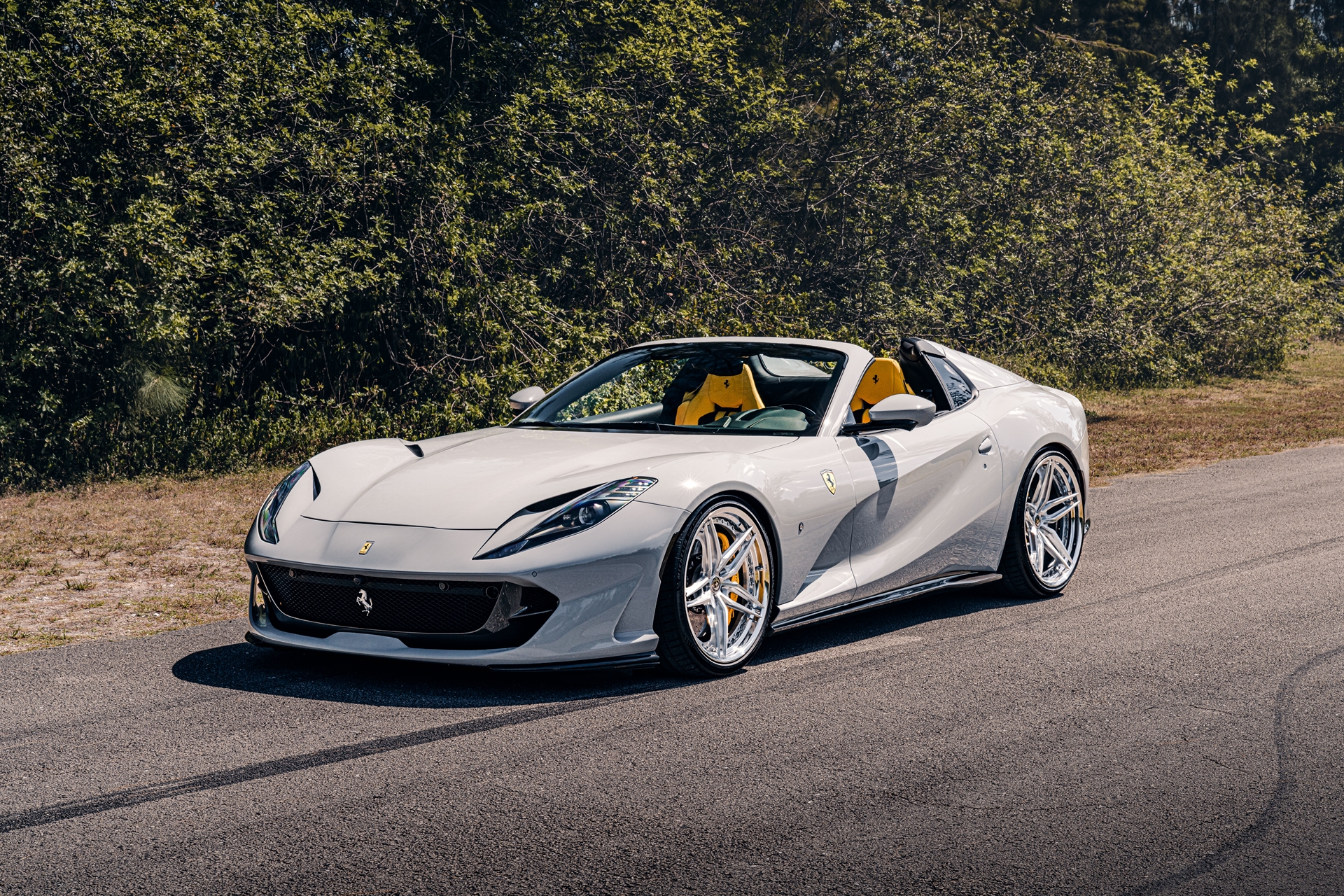 Ferarri 812 GTS | Grigio Squalo | on HRE S107SC | Brushed Clear