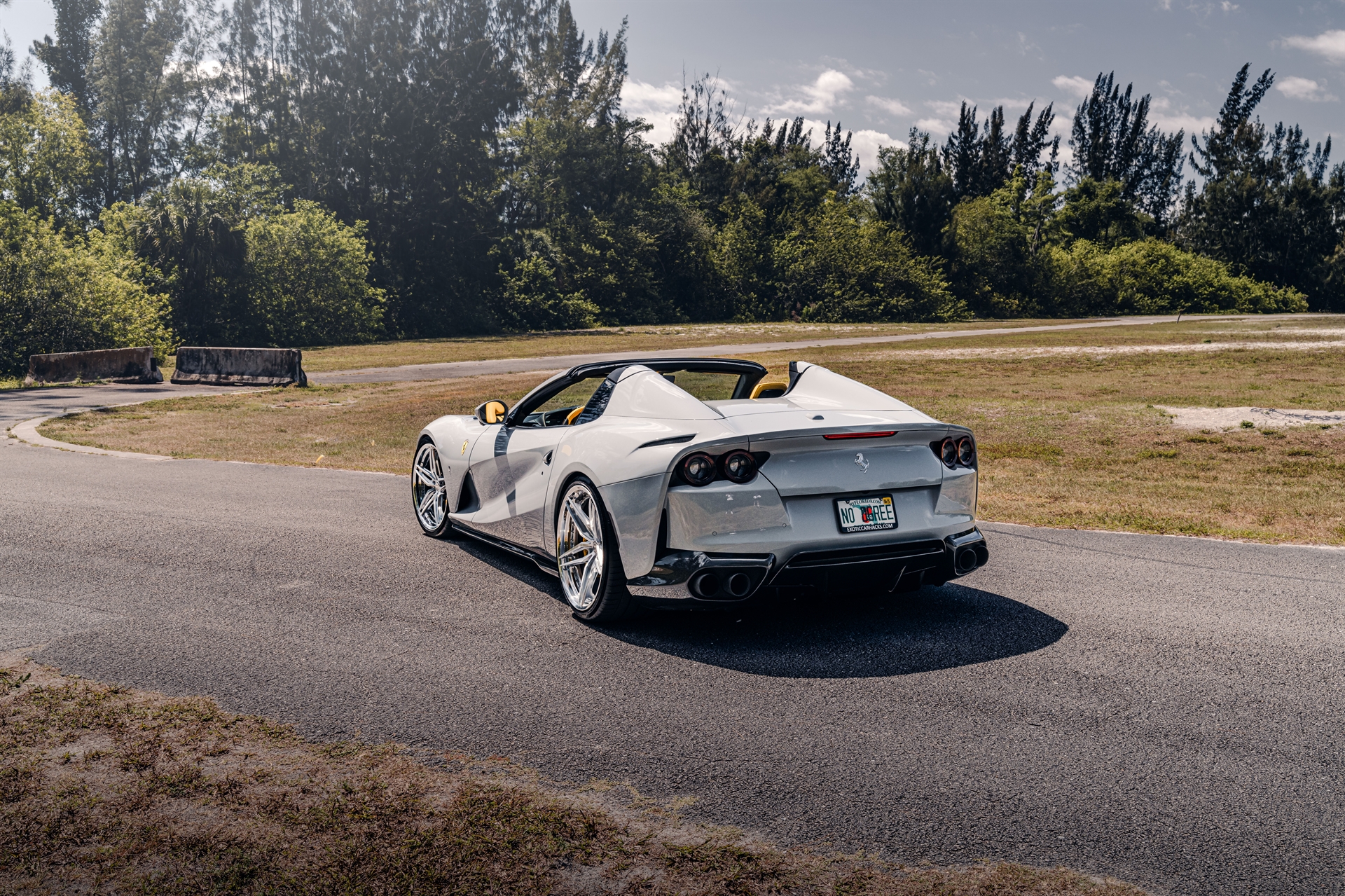 Ferarri 812 GTS | Grigio Squalo | on HRE S107SC | Brushed Clear