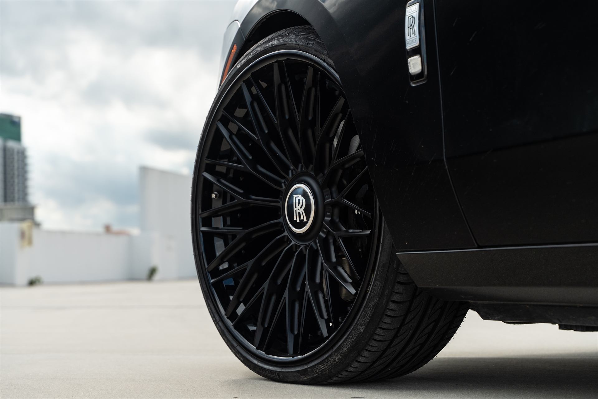 AL13 R100 | Rolls-Royce Ghost