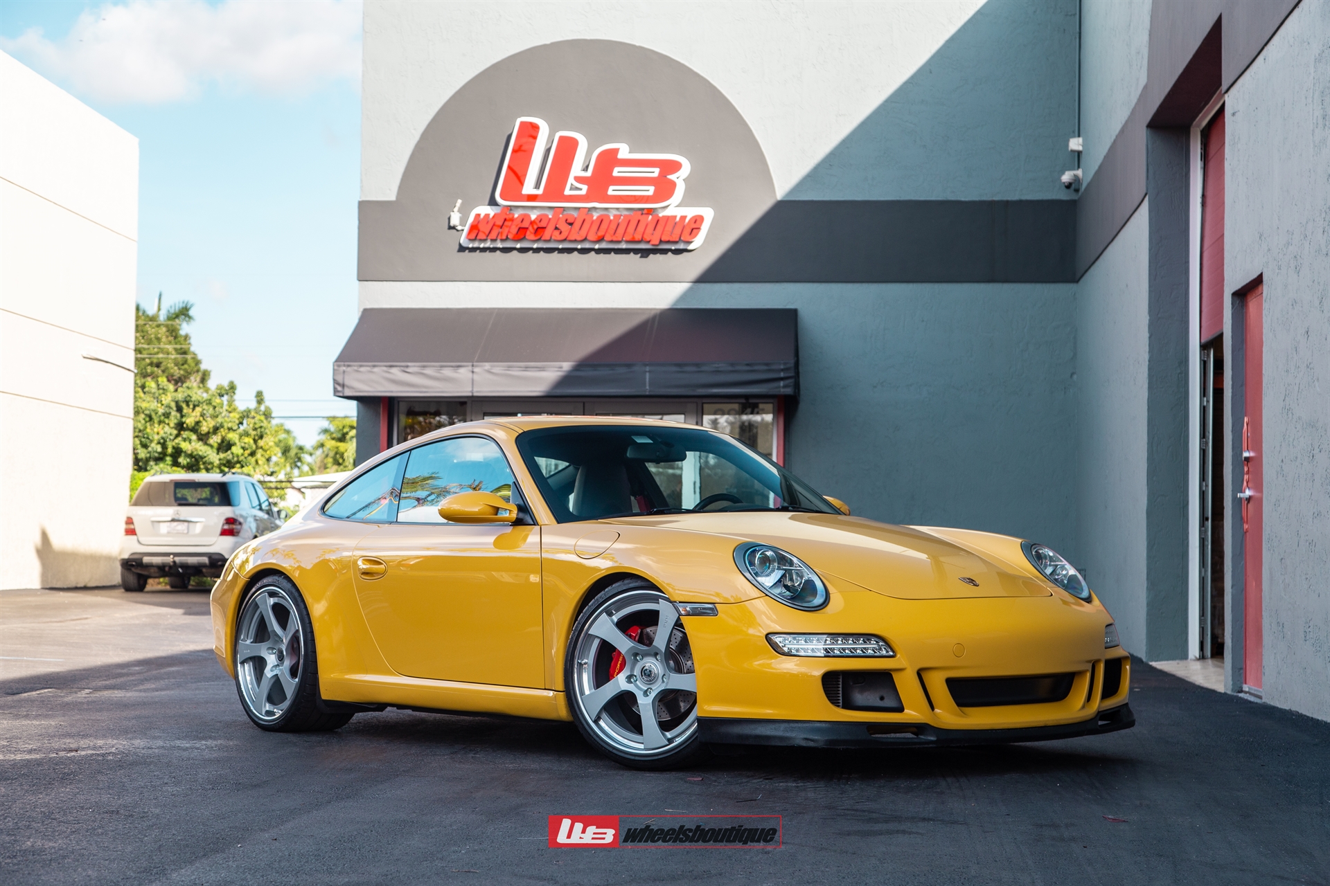 PORSCHE 997.1 CARRERA ON HRE RS102