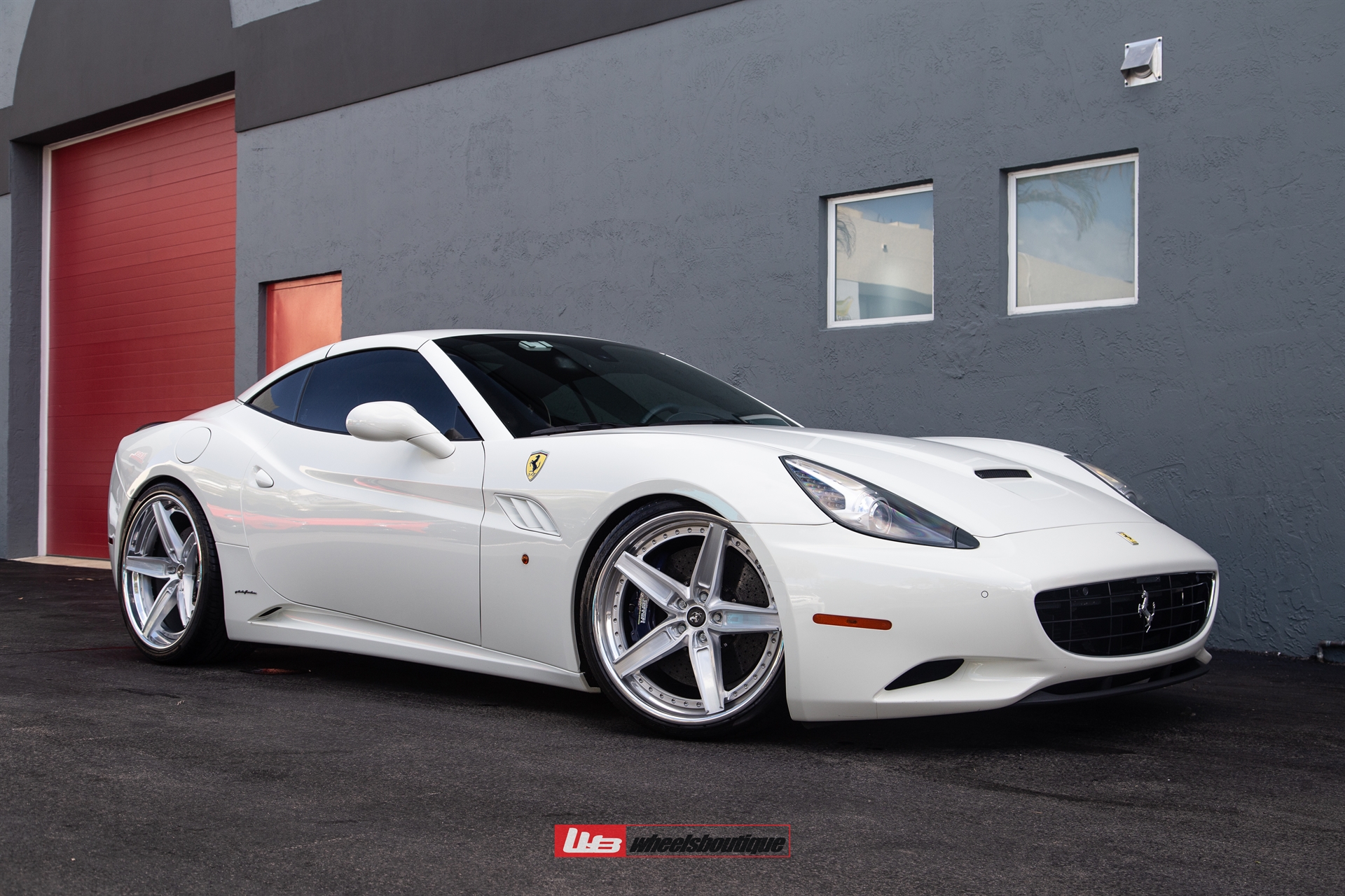 FERRARI CALIFORNIA ON ANRKY AN35