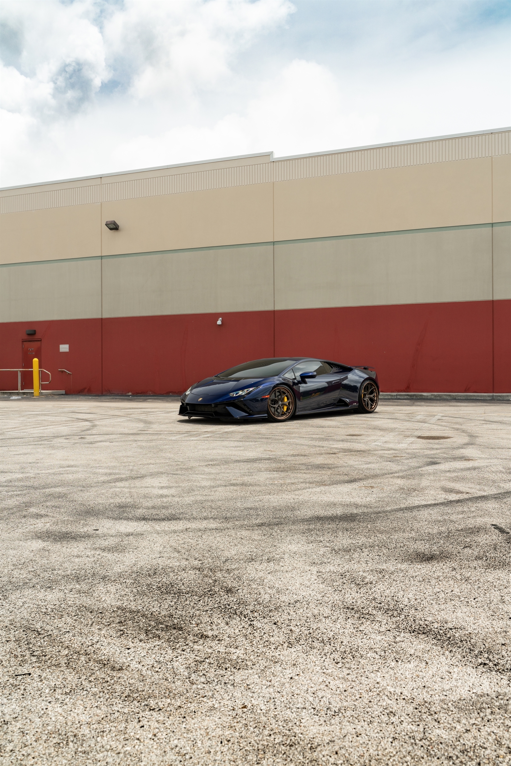 Lamborghini Huracan Tecnica | Blu Grifo | on ANRKY S3-X0 | Satin Bronze