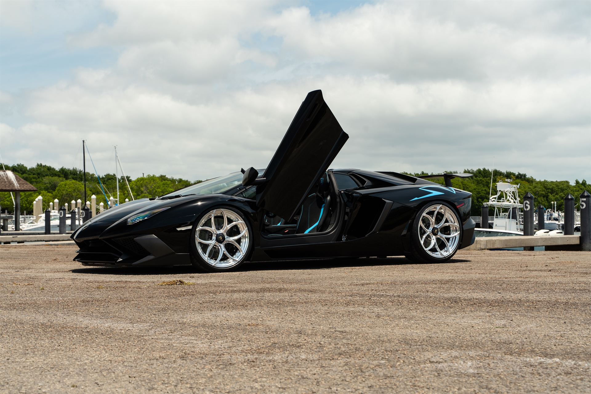 Lamborghini Aventador SV | Nero Noctis | on ANRKY S2-X0 | Polished Clear