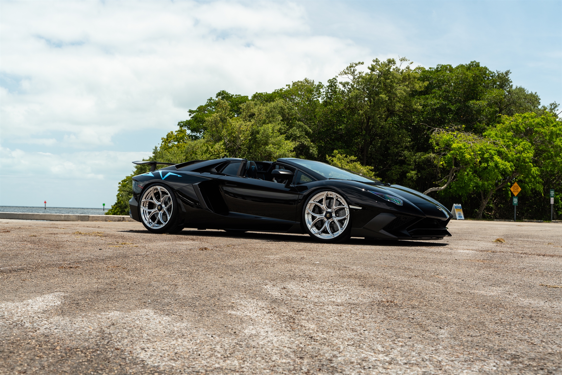 Lamborghini Aventador SV | Nero Noctis | on ANRKY S2-X0 | Polished Clear