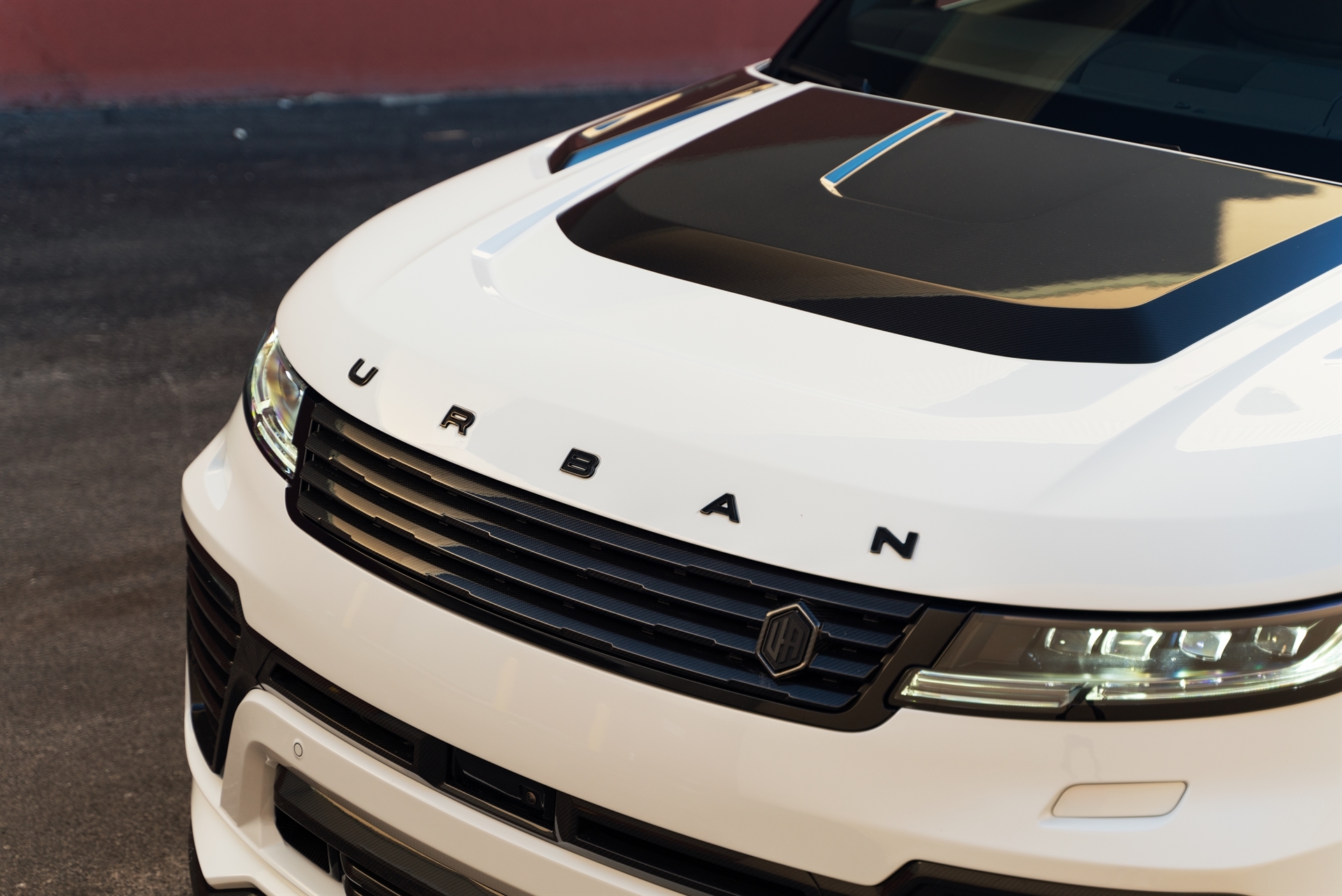 Land Rover Range Rover on Urban Auto Body Kit and 1886 Wheels