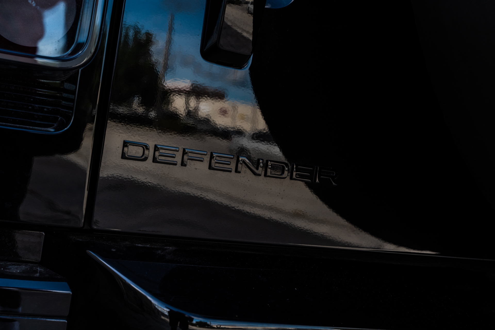 Land Rover Defender on Urban Auto Kit