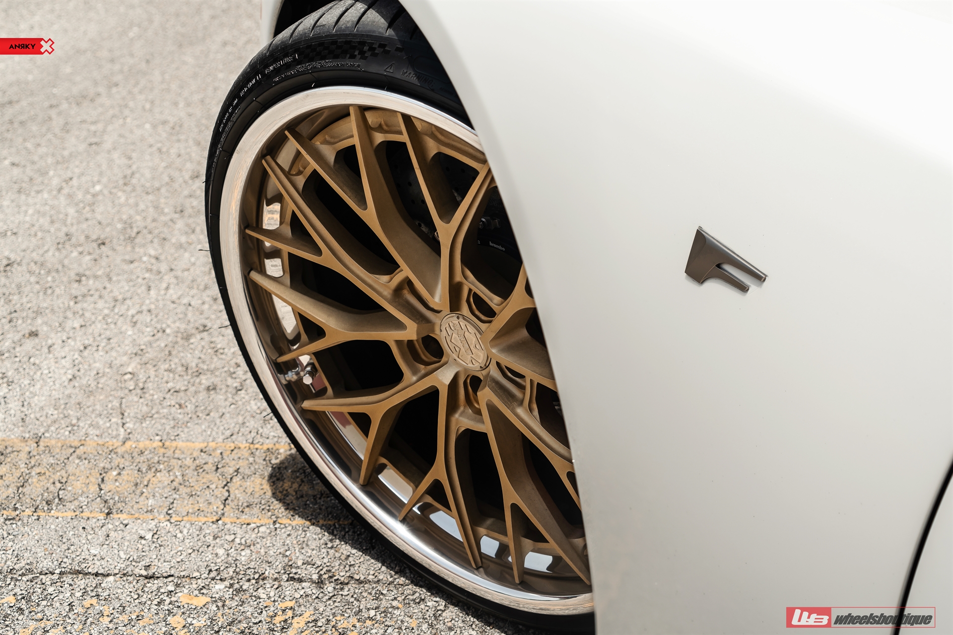 ANRKY AN30 | Lexus LFA