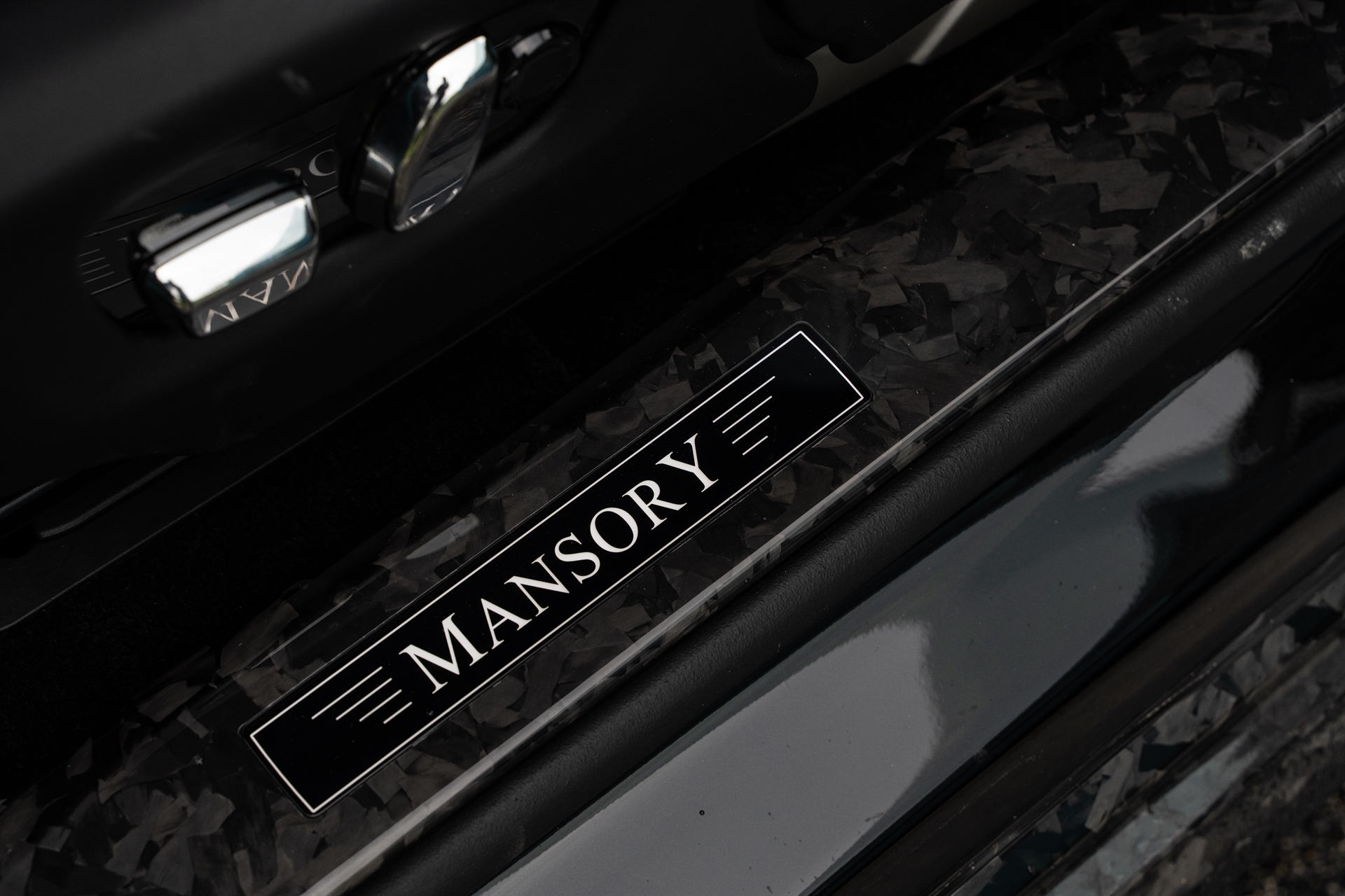 Mansory Rolls-Royce Spectre | on 1886 G100 | Mirror Polished Smoke