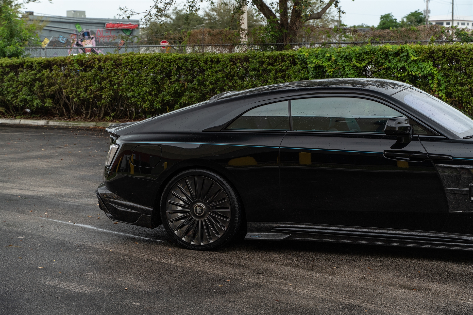 Mansory Rolls-Royce Spectre | on 1886 G100 | Mirror Polished Smoke