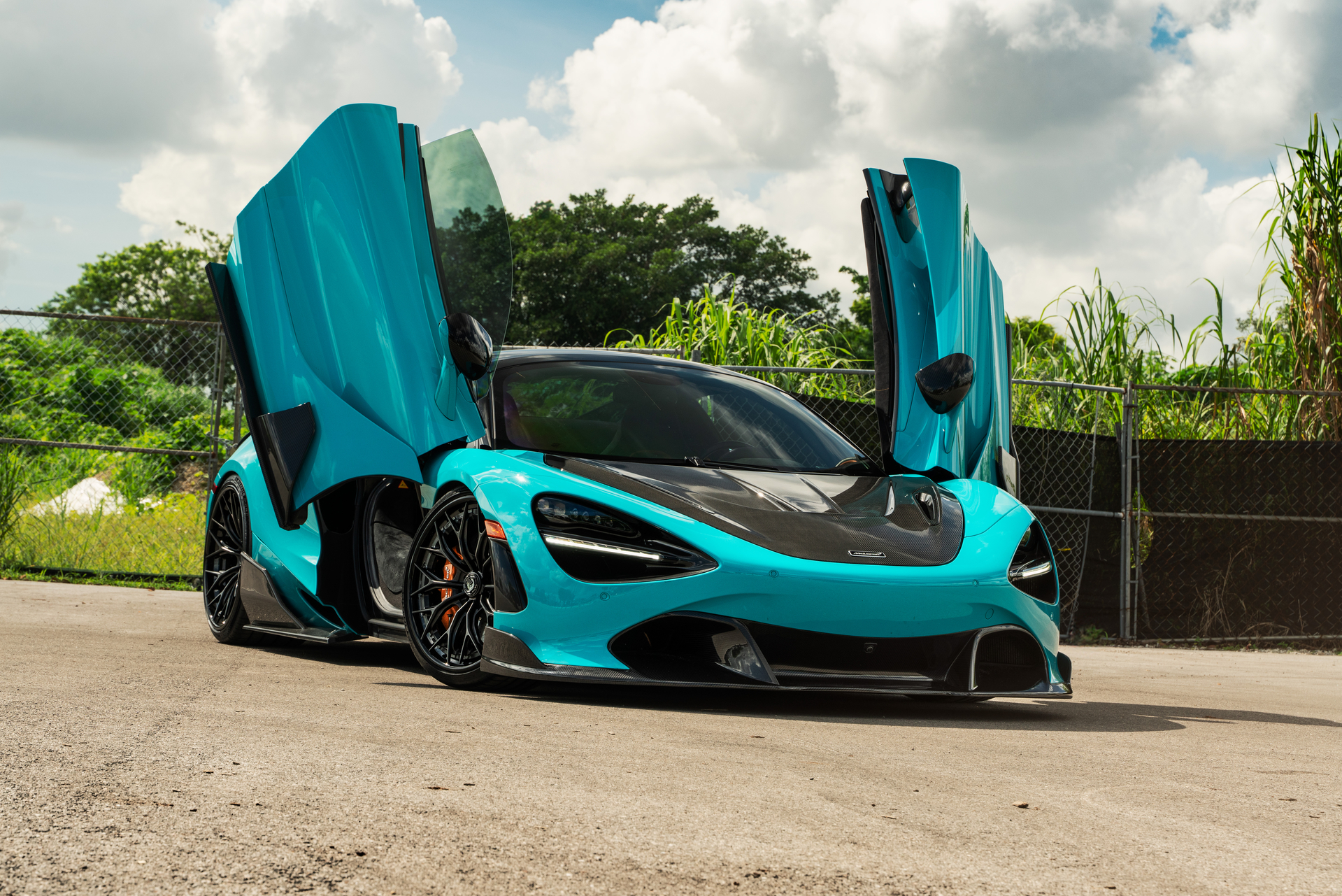 McLaren 720 | | on 1886 XR018 | Satin Black