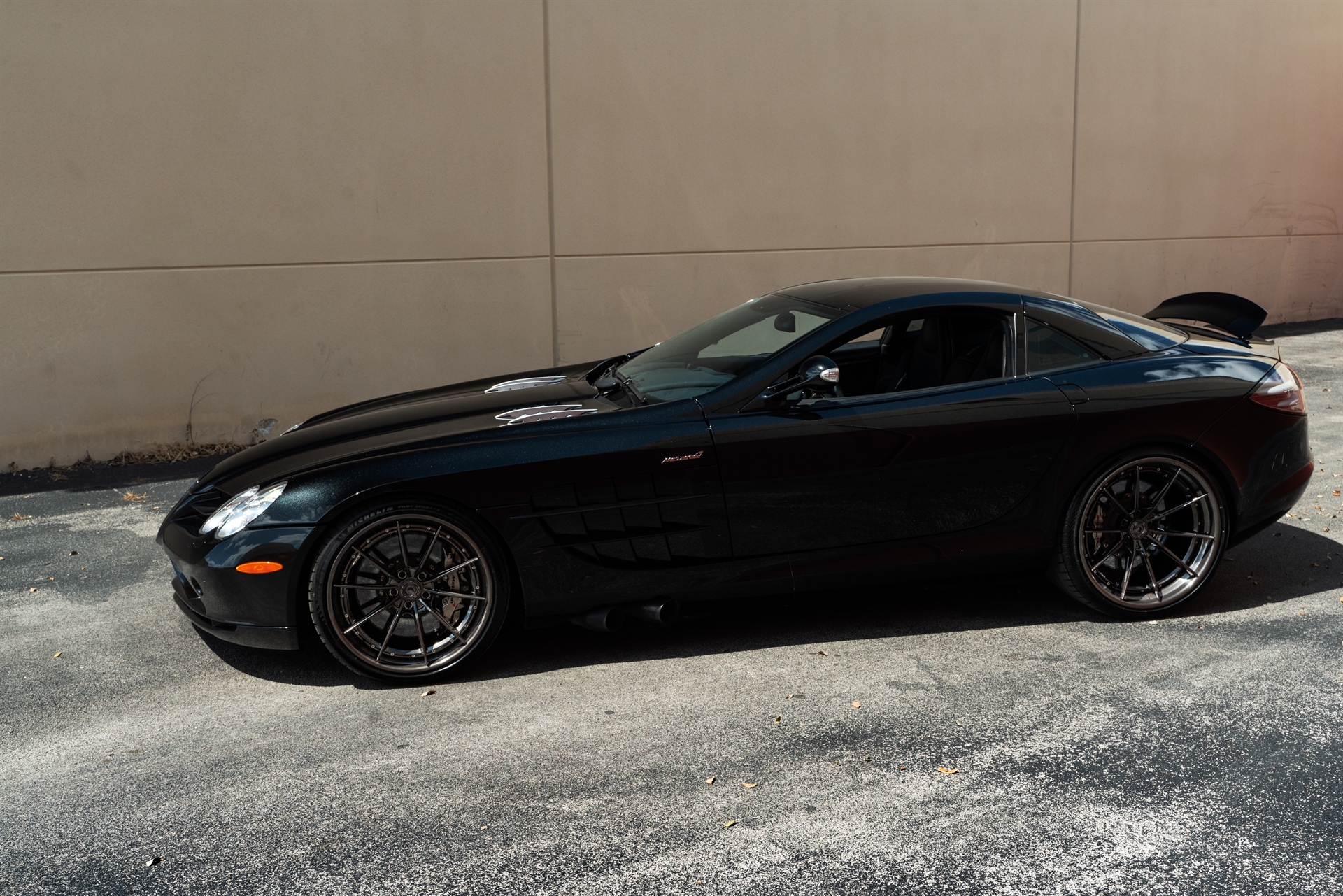 Mercedes SLR-McLaren on 1886 Wheels