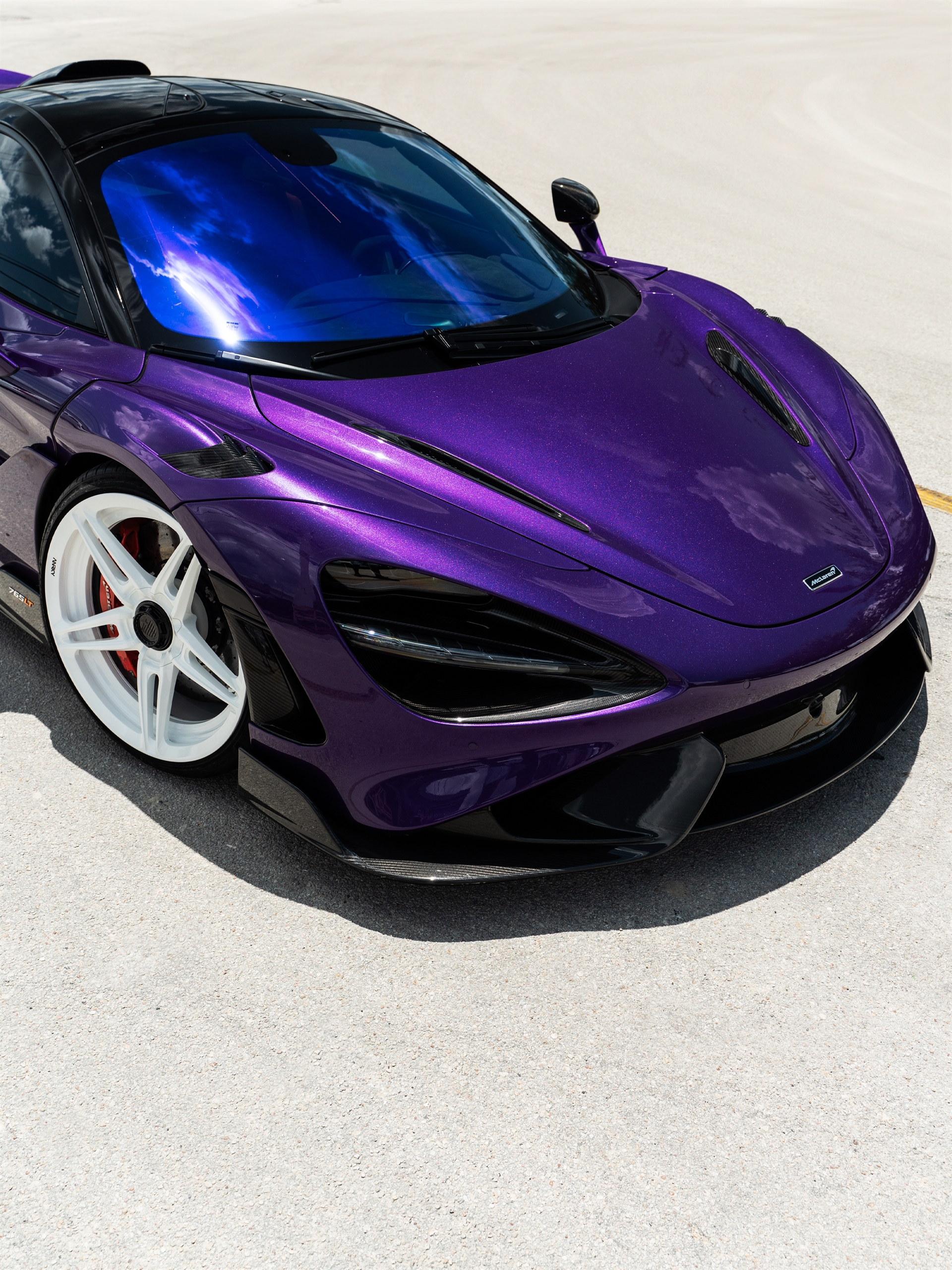 Mclaren 765LT | Lantana Purple | on ANRKY AN27 | Gloss White